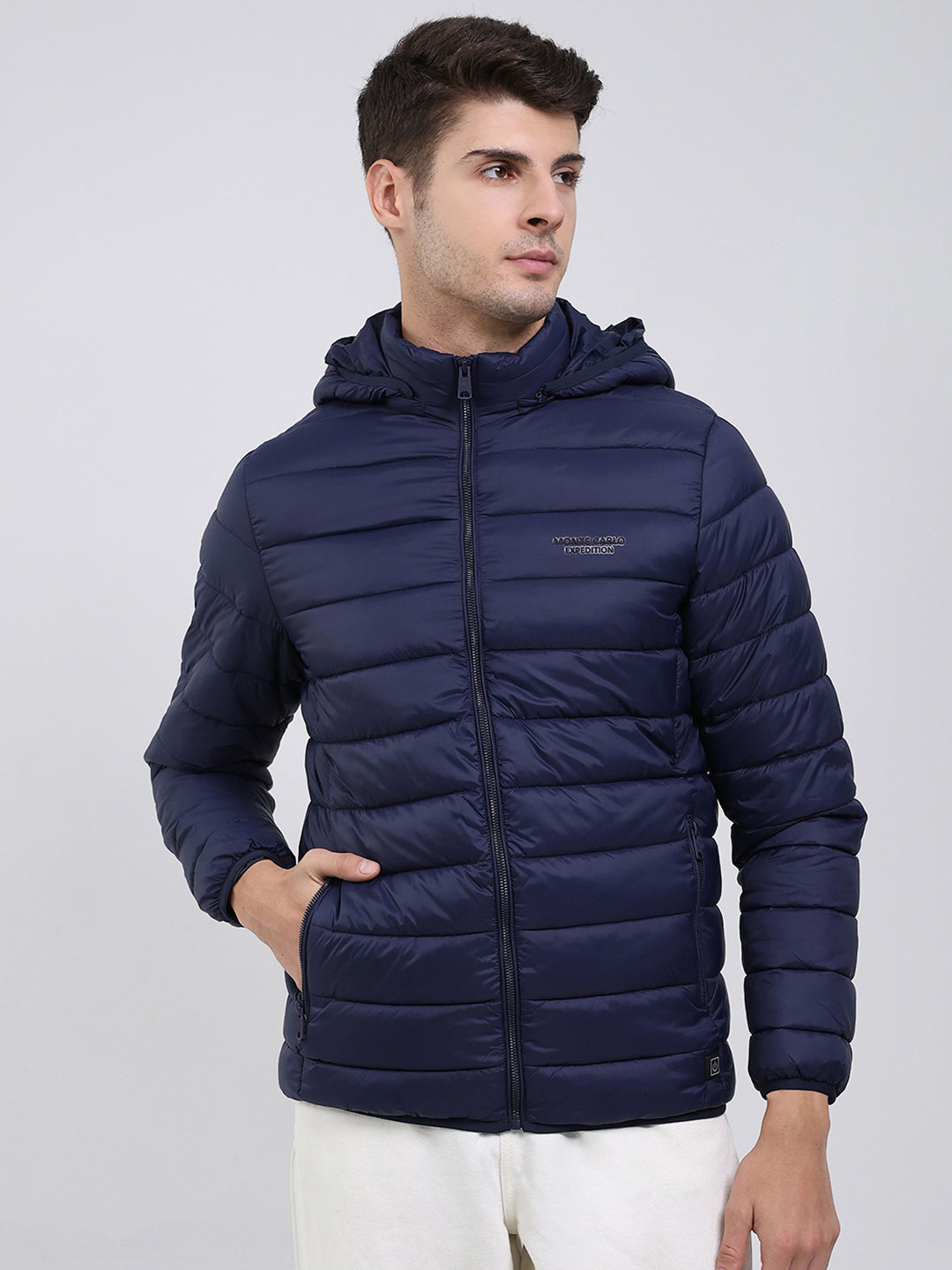 Men Navy Blue Solid Hooded Full Sleeve Heating Jacket
