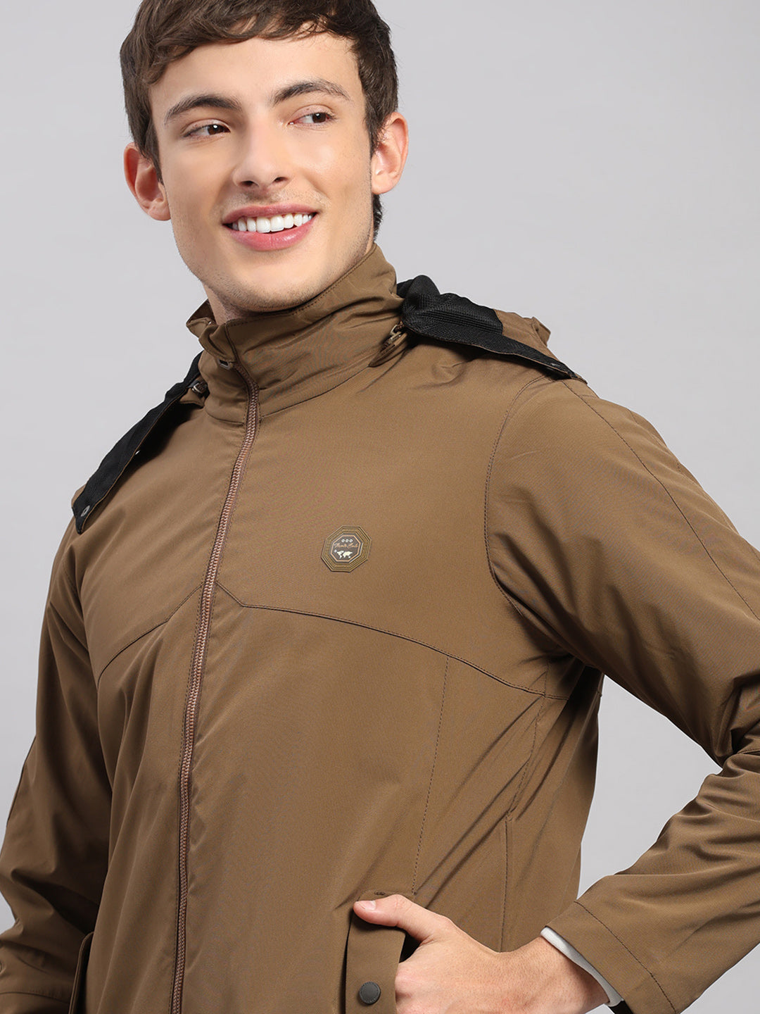 Men Brown Solid Hooded Full Sleeve Jacket