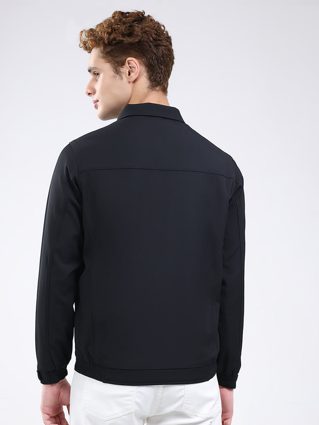 Men Black Solid Collar Full Sleeve Jacket