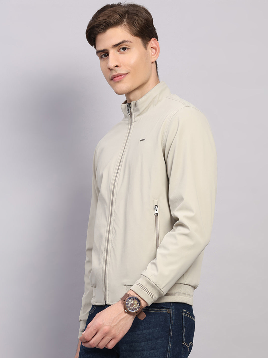 Men Off White Solid Collar Full Sleeve Jacket