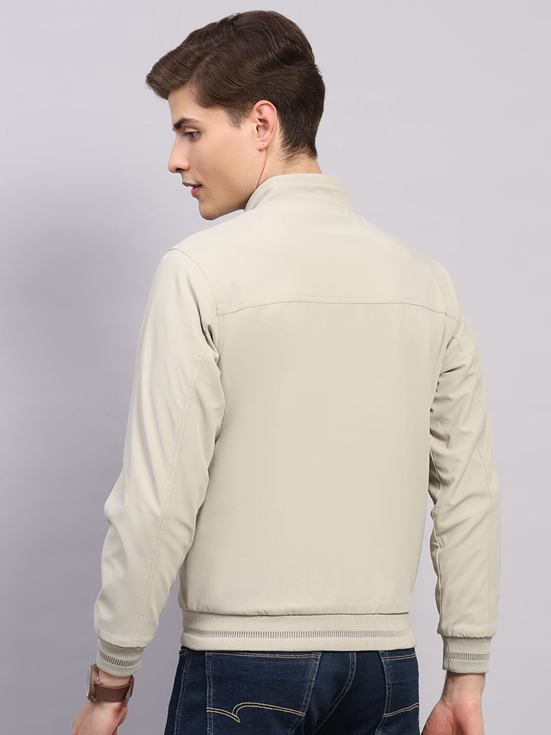 Men Off White Solid Collar Full Sleeve Jacket