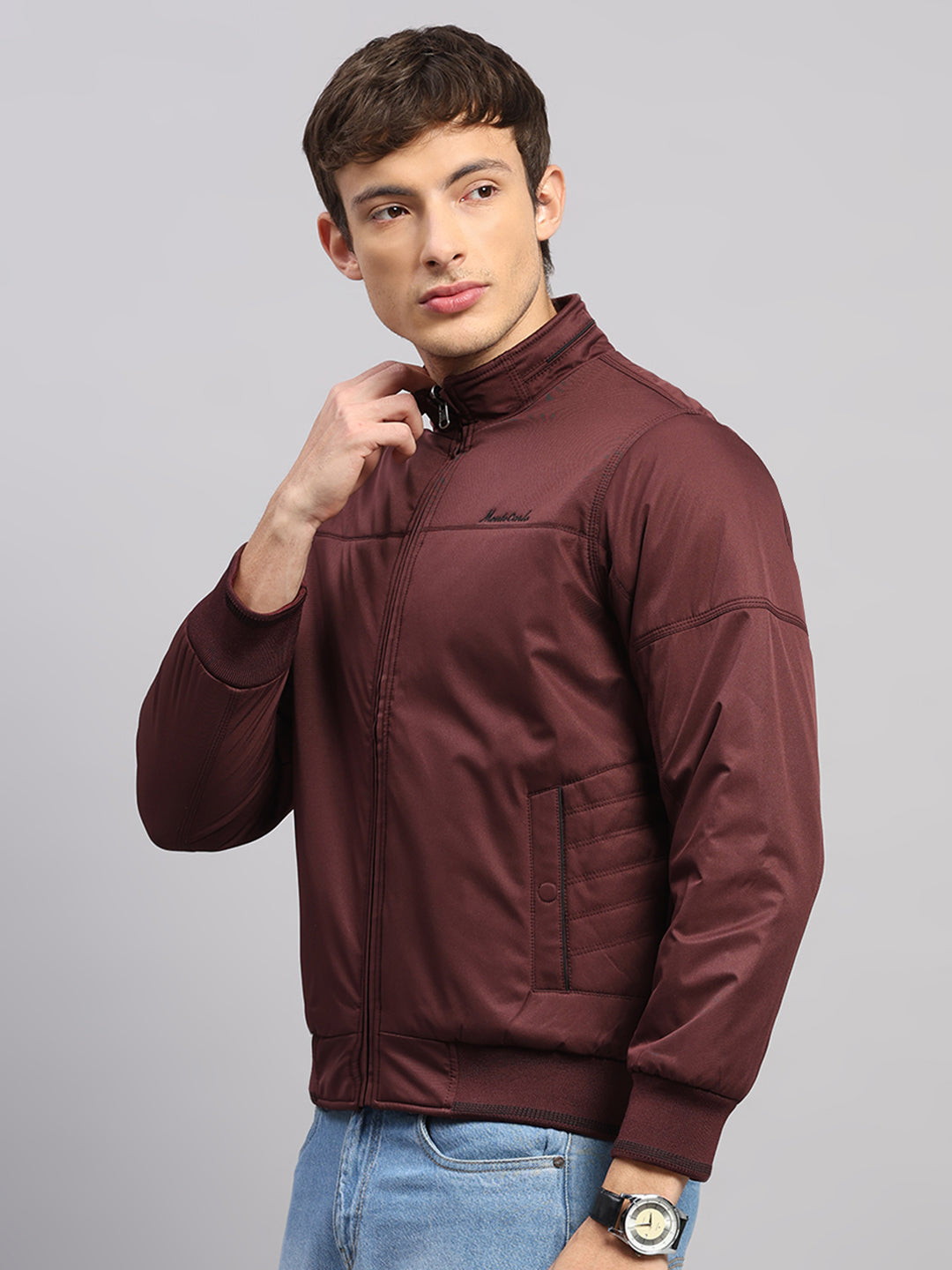 Men Burgundy Solid Collar Full Sleeve Jacket