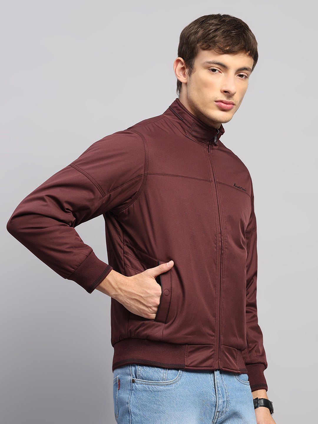 Men Burgundy Solid Collar Full Sleeve Jacket