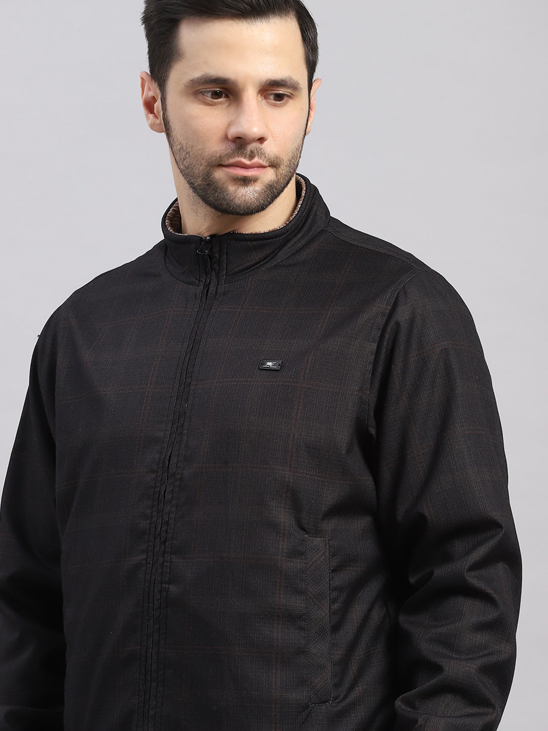 Men Black Solid Collar Full Sleeve Reversible Jacket