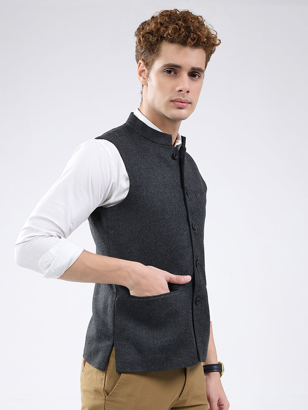 Men Charcoal Solid Band Neck Sleeveless Jacket