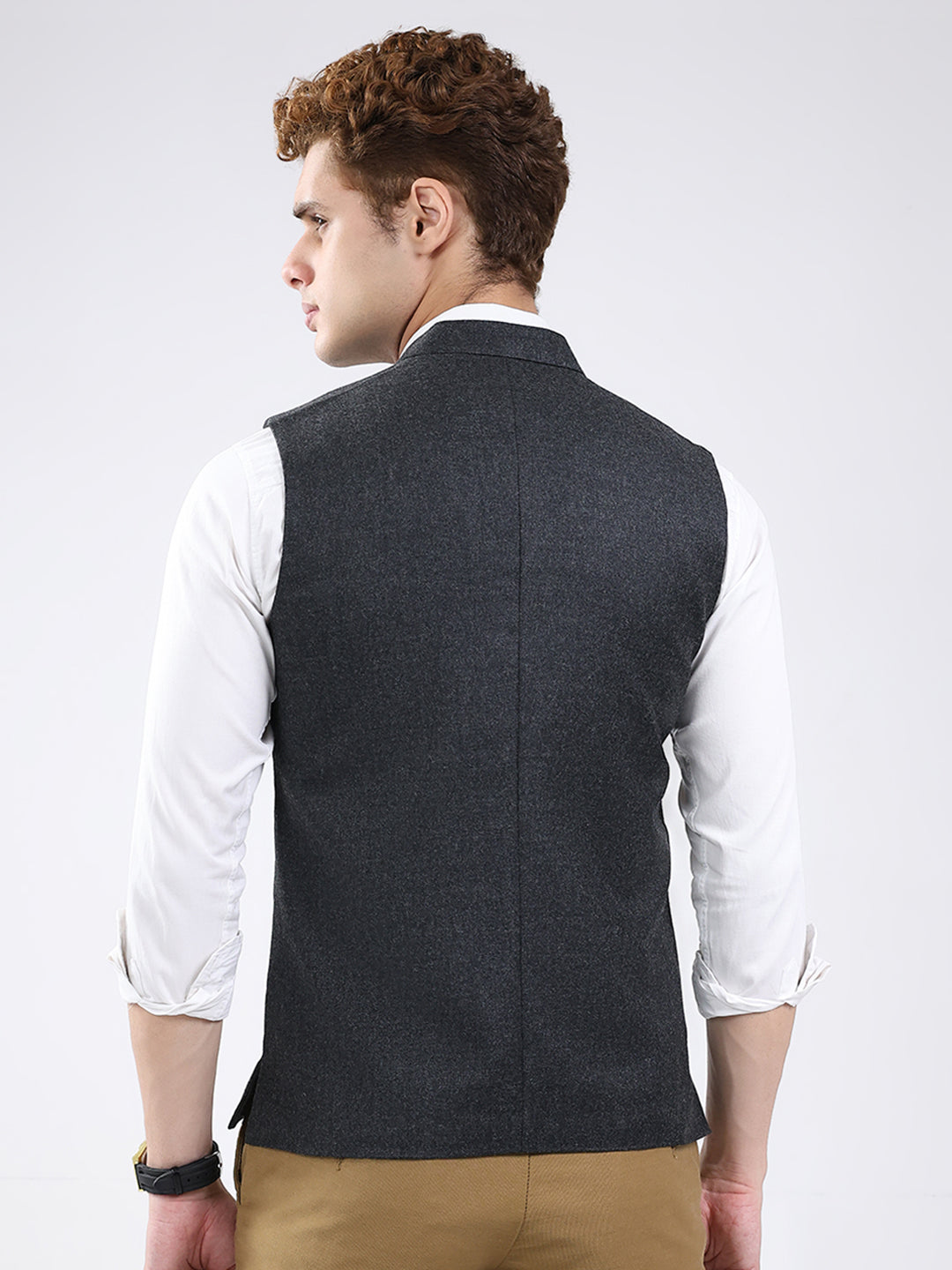 Men Charcoal Solid Band Neck Sleeveless Jacket