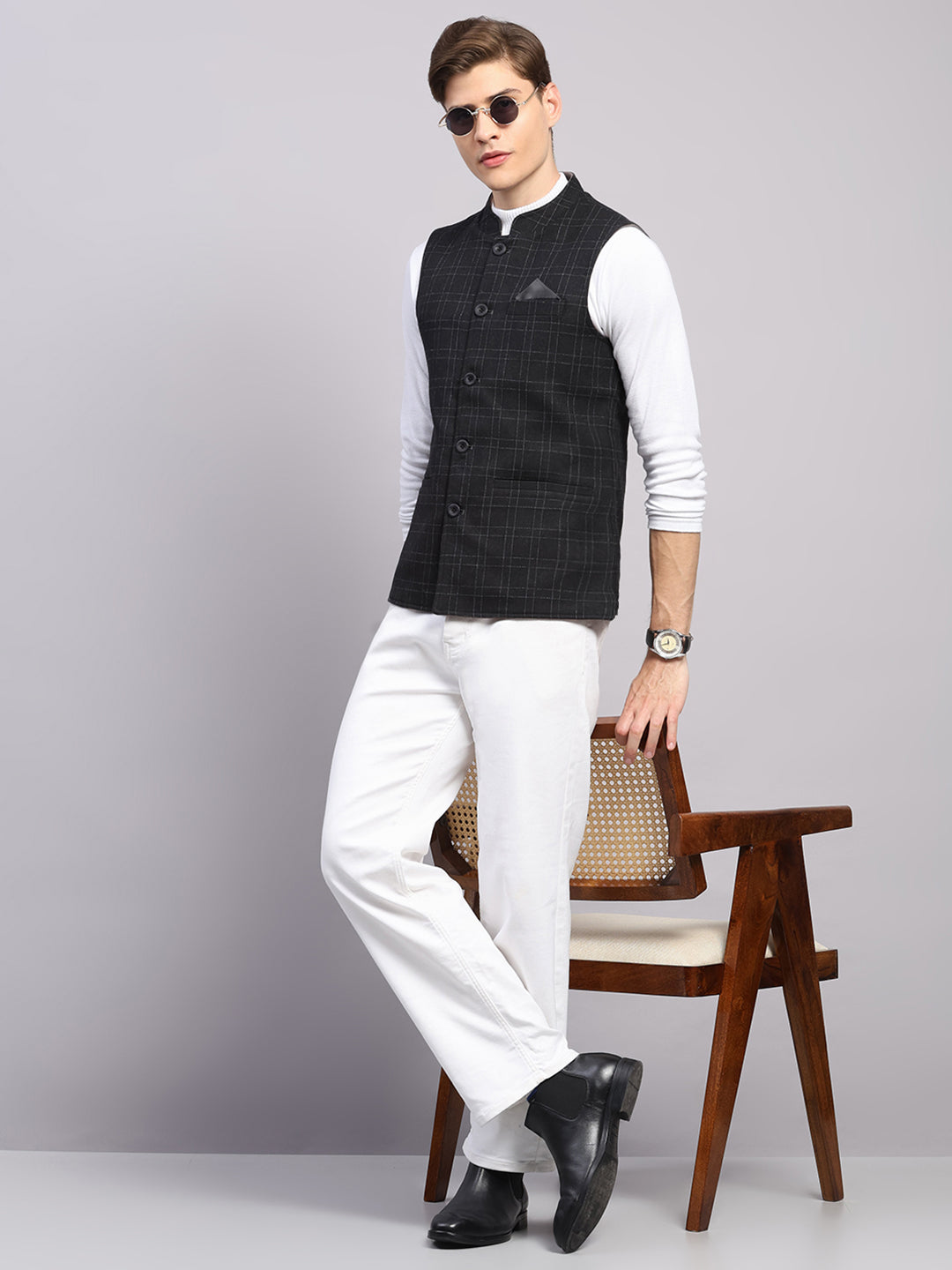 Men Black Check Collar Sleeveless Reversible Nehru Jacket