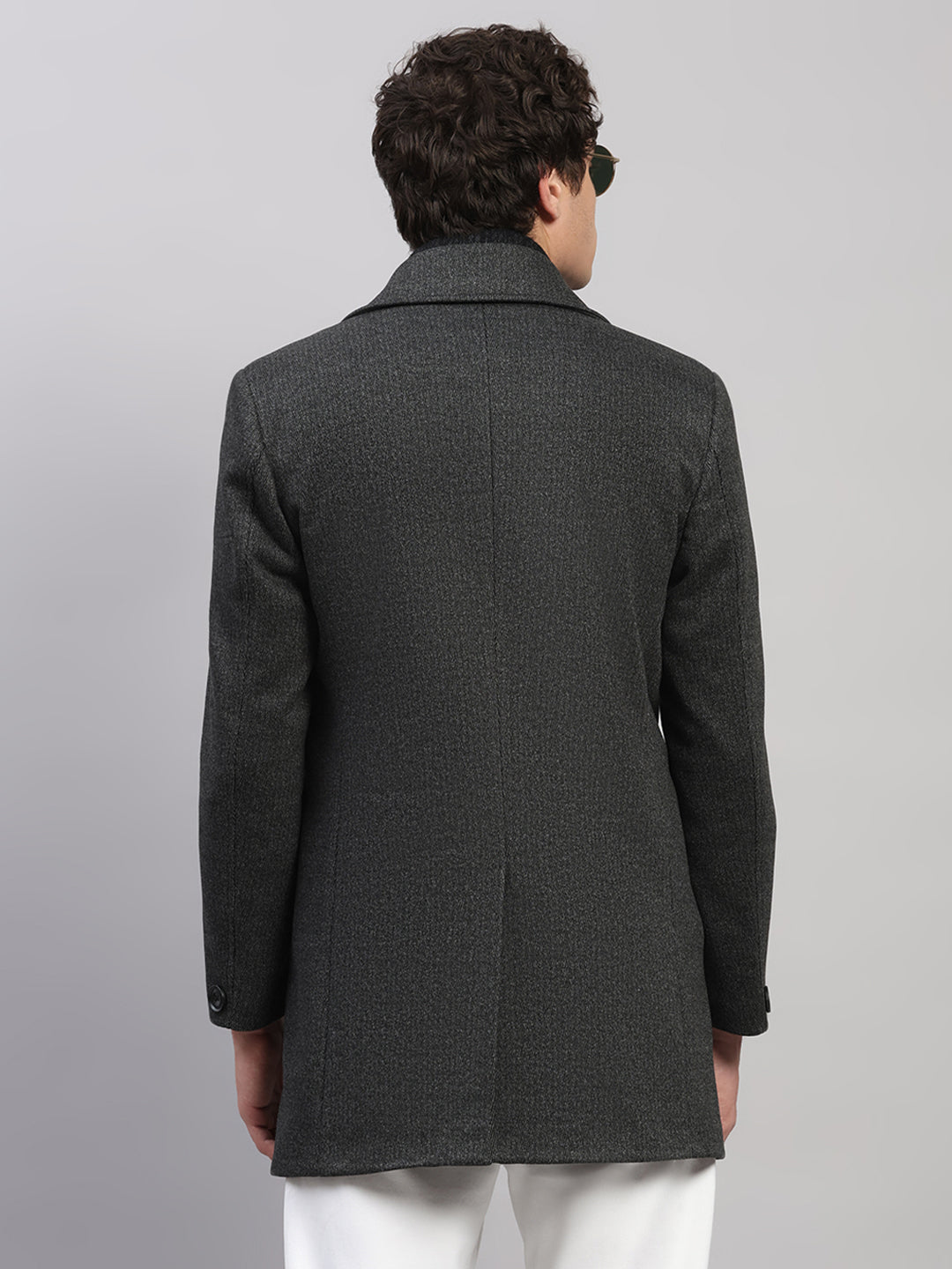 Men Black Solid Collar Full Sleeve Coat