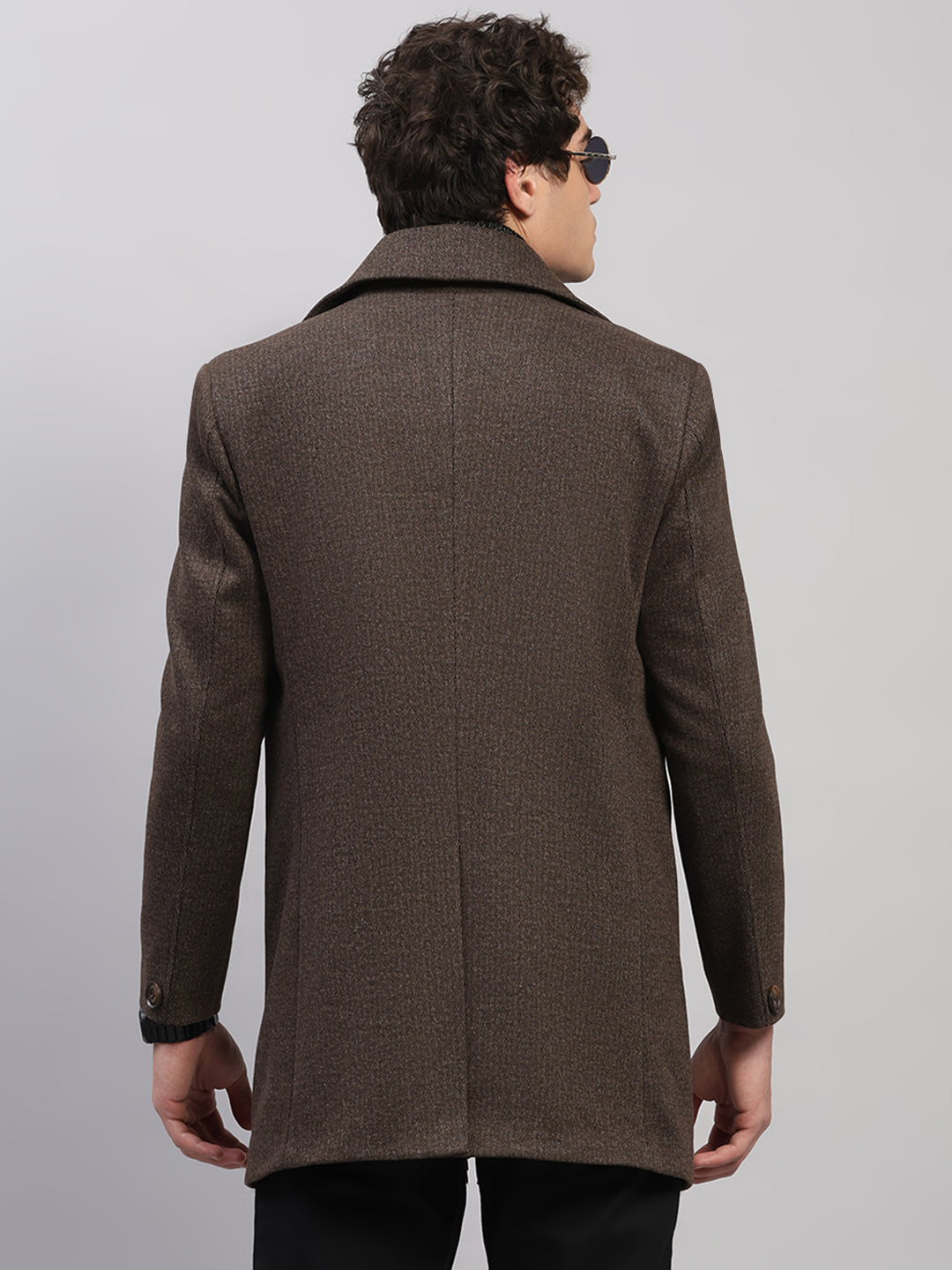 Men Brown Solid Collar Full Sleeve Coat