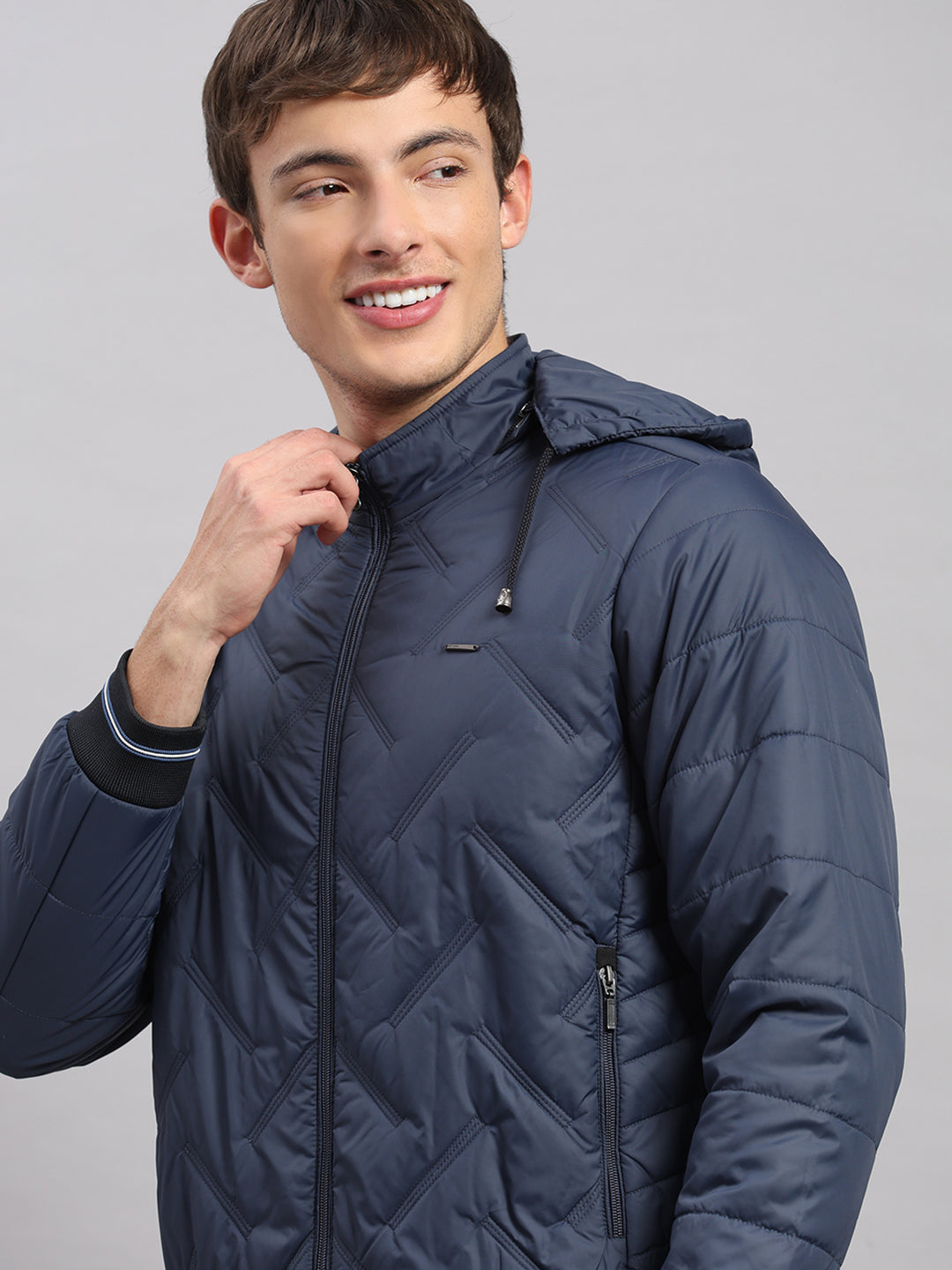 Men Blue Solid Hooded Full Sleeve Jacket