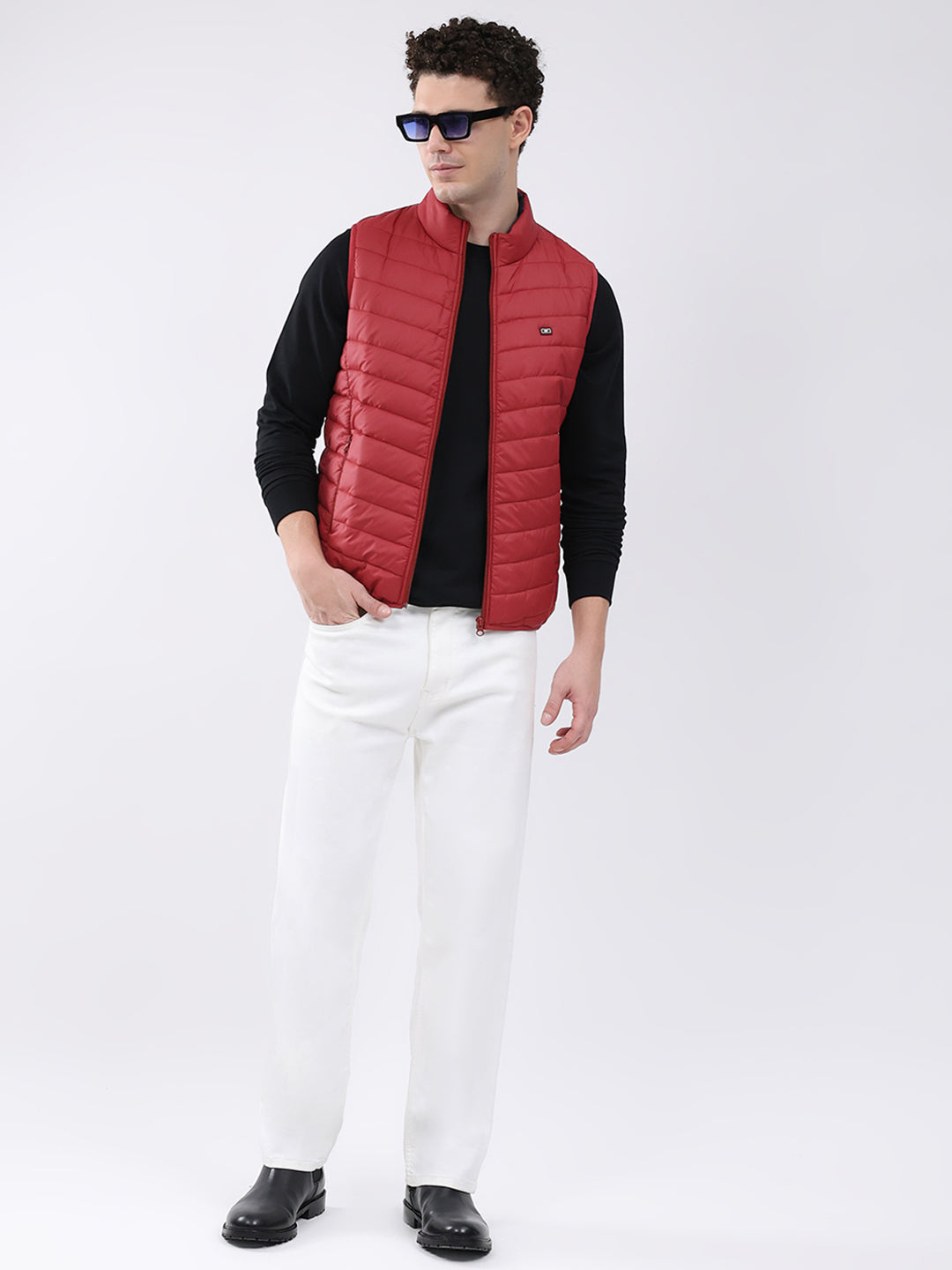 Men Maroon Solid Collar Sleeveless Jacket