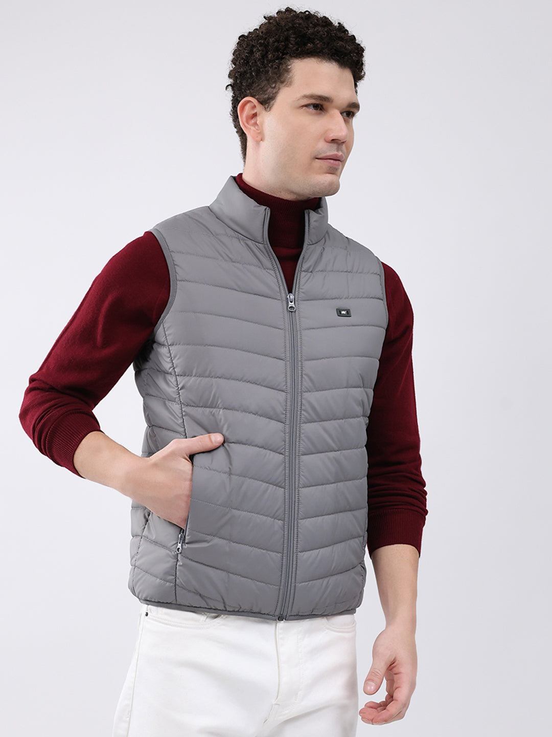Men Grey Solid Collar Sleeveless Jacket