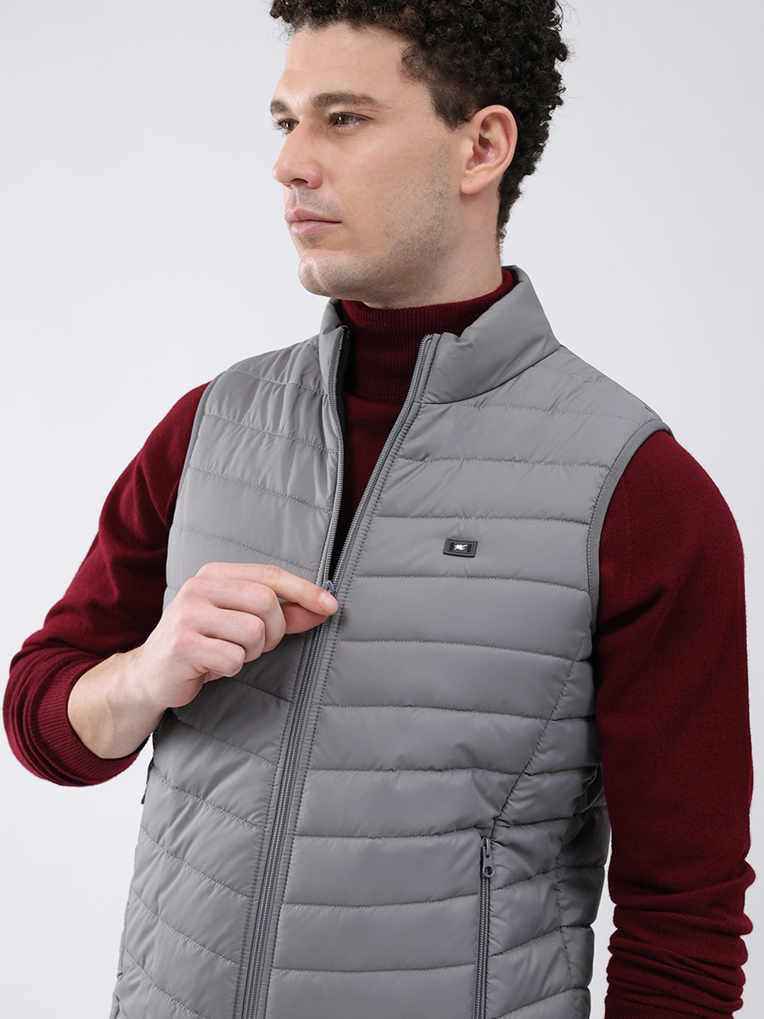 Men Grey Solid Collar Sleeveless Jacket
