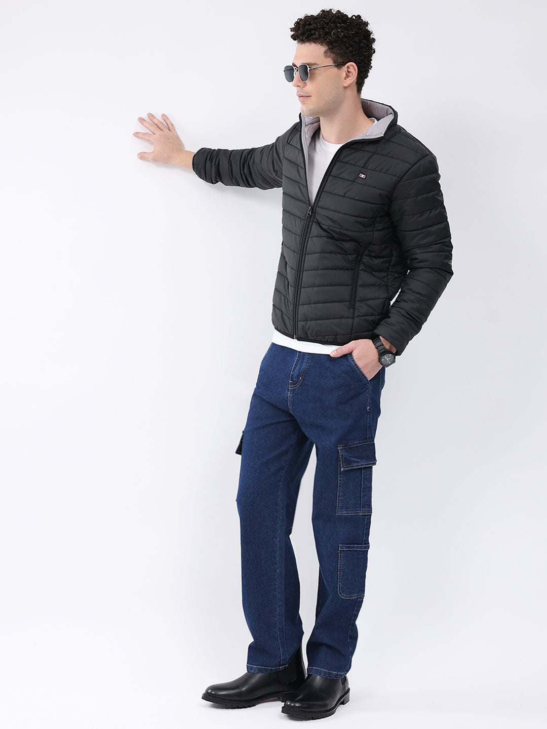 Men Black Solid Collar Full Sleeve Jacket
