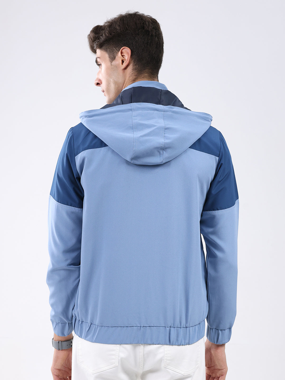 Men Blue Colourblocked Hooded Full Sleeve Jacket