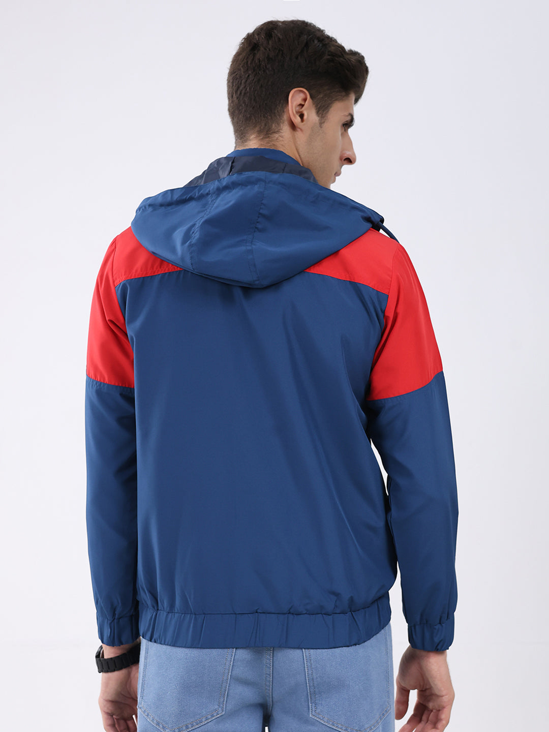 Men Red Colourblocked Hooded Full Sleeve Jacket