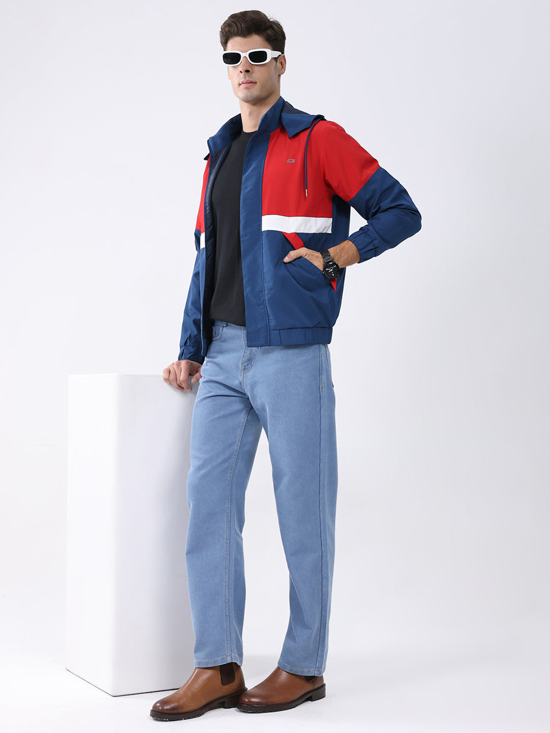Men Red Colourblocked Hooded Full Sleeve Jacket