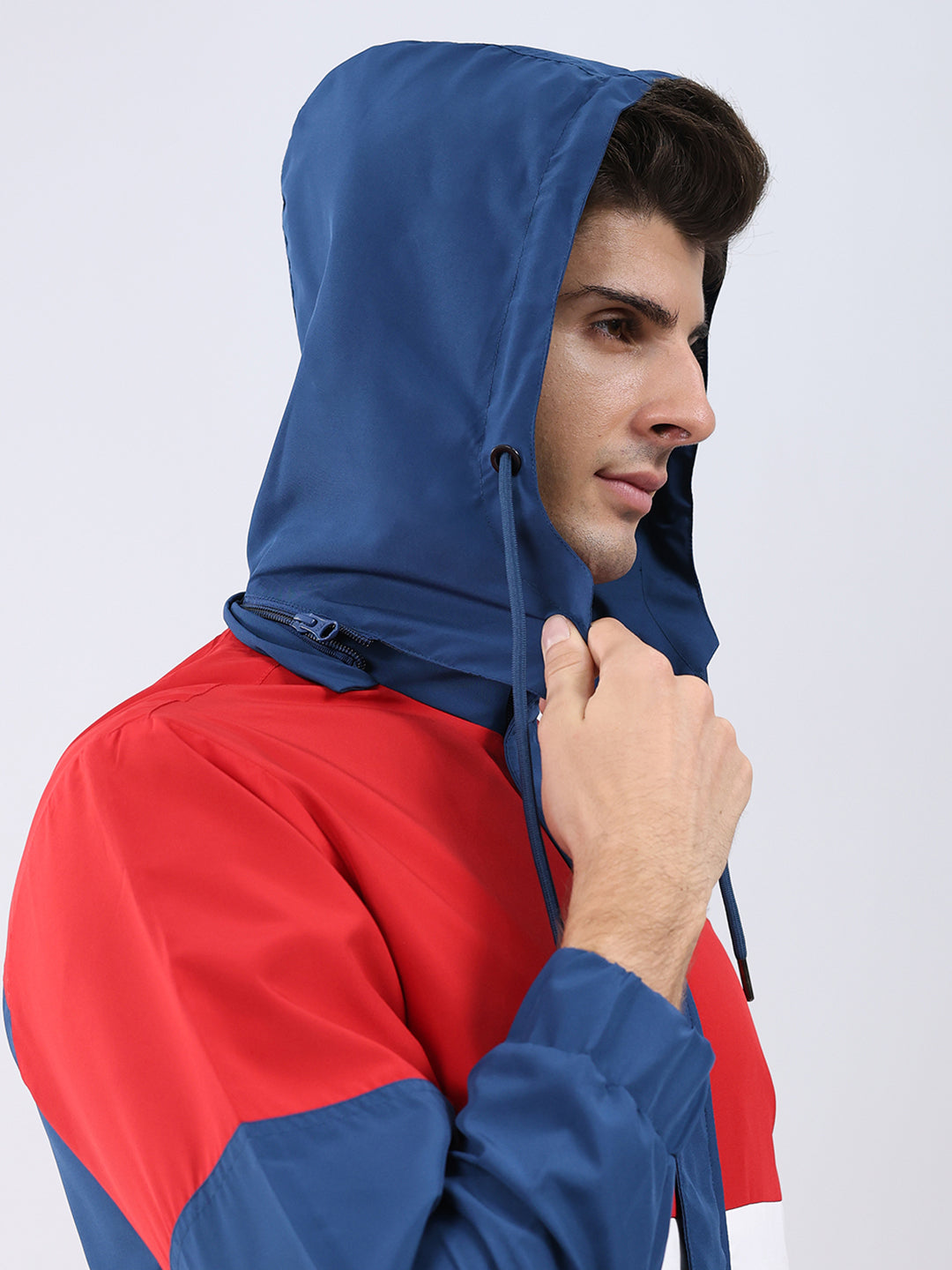 Men Red Colourblocked Hooded Full Sleeve Jacket
