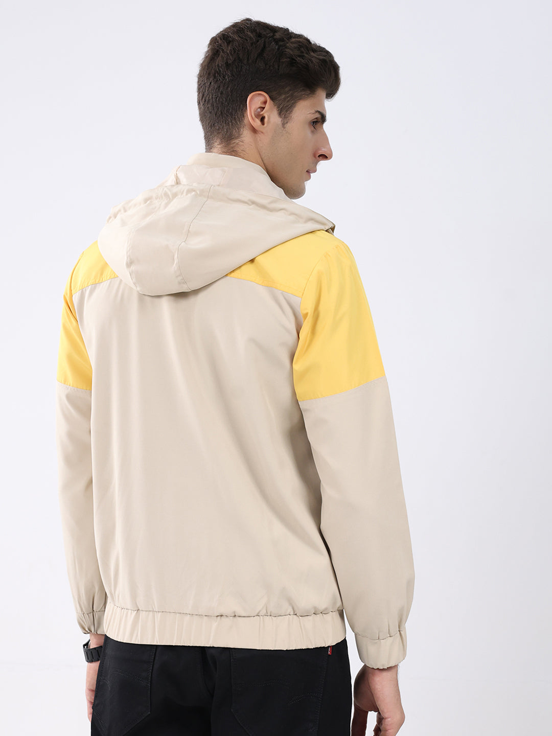 Men Yellow Colourblocked Hooded Full Sleeve Jacket