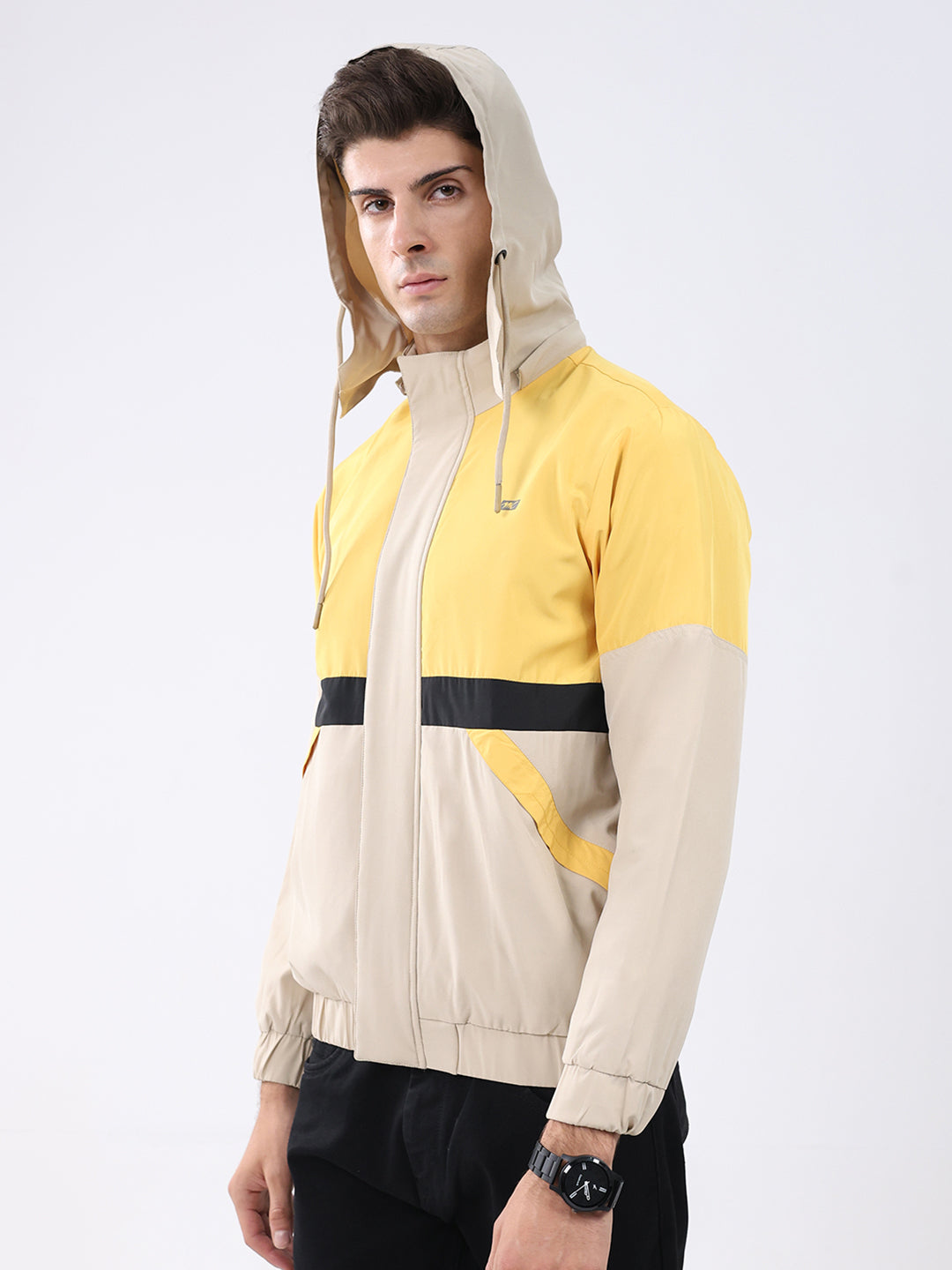 Men Yellow Colourblocked Hooded Full Sleeve Jacket