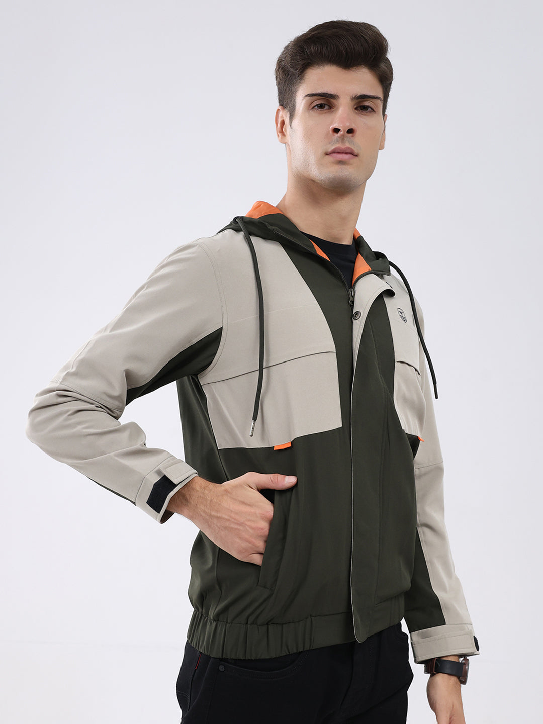 Men Olive Colourblocked Hooded Full Sleeve Jacket