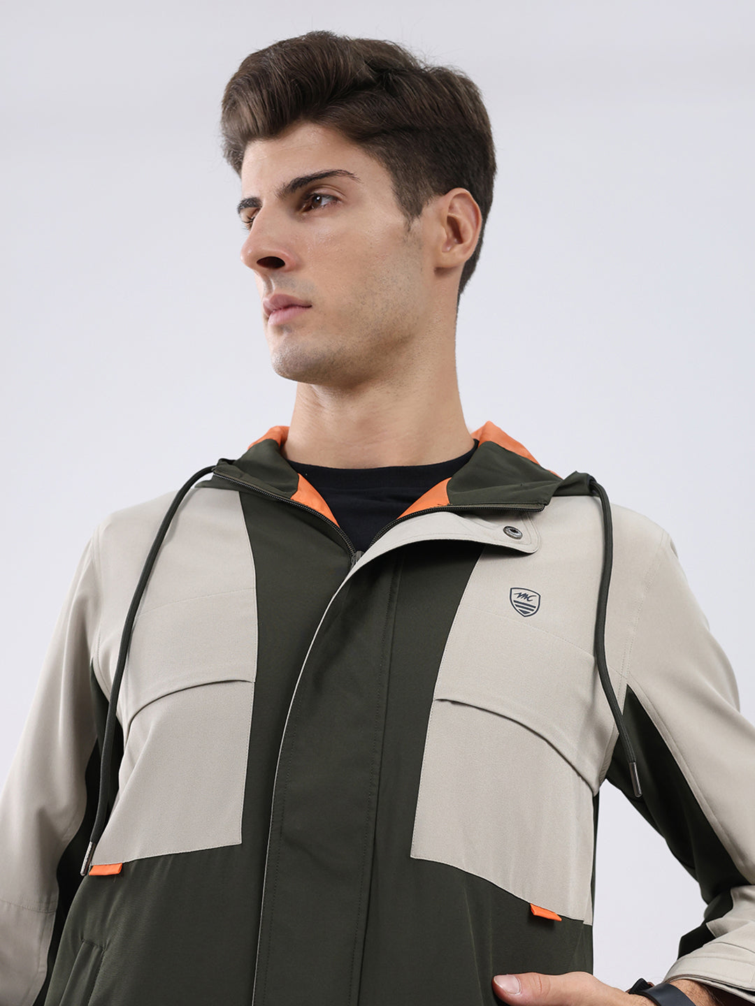 Men Olive Colourblocked Hooded Full Sleeve Jacket