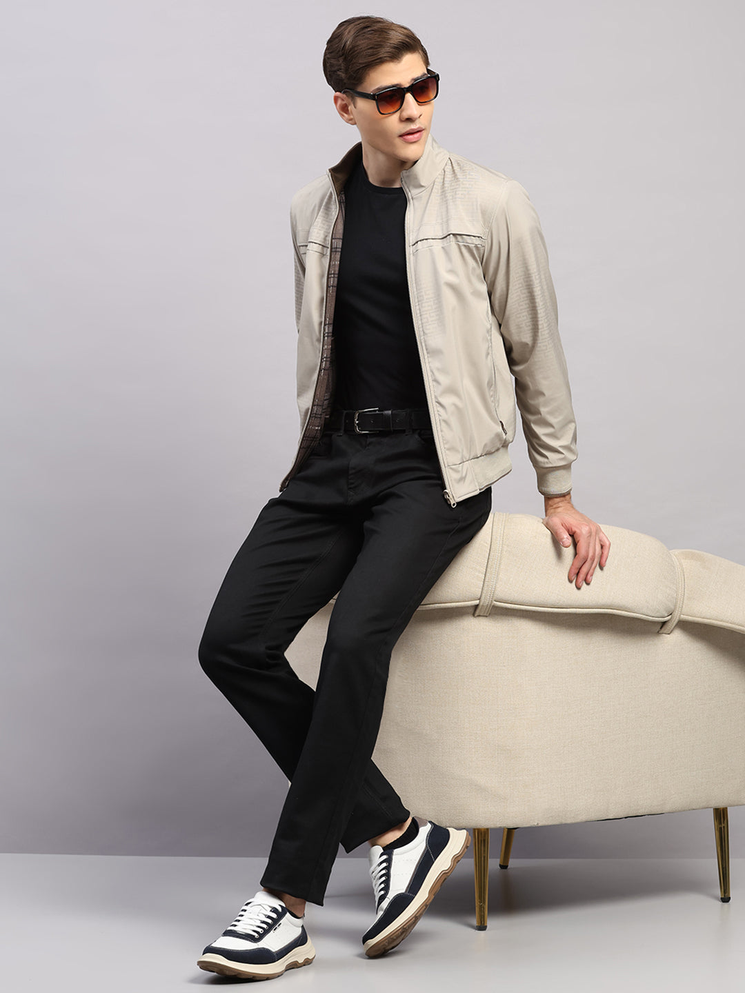 Luxuria Men Beige Solid Collar Full Sleeve Reversible Jacket