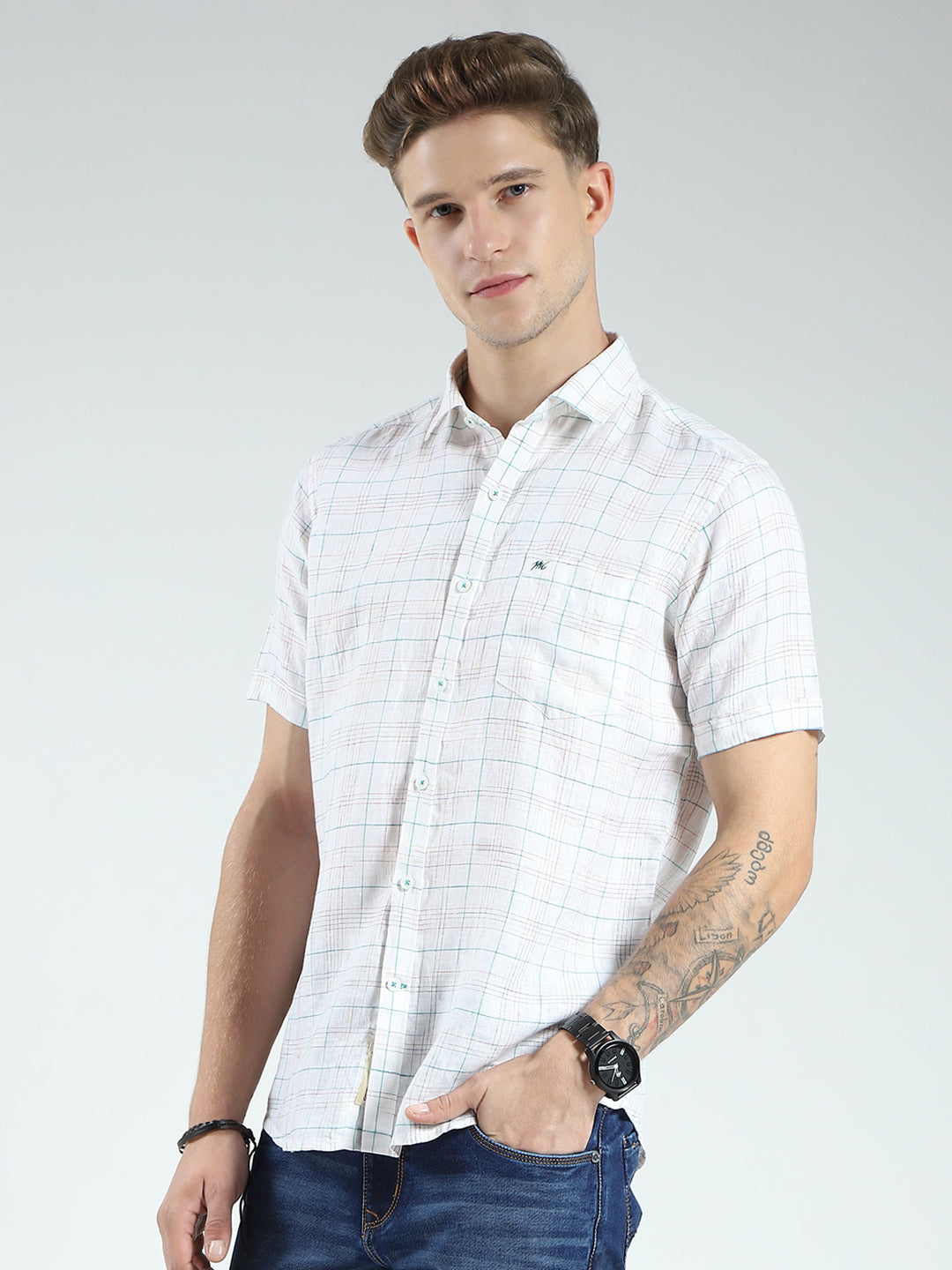 Men White Check Collar Half Sleeve Linen Shirt