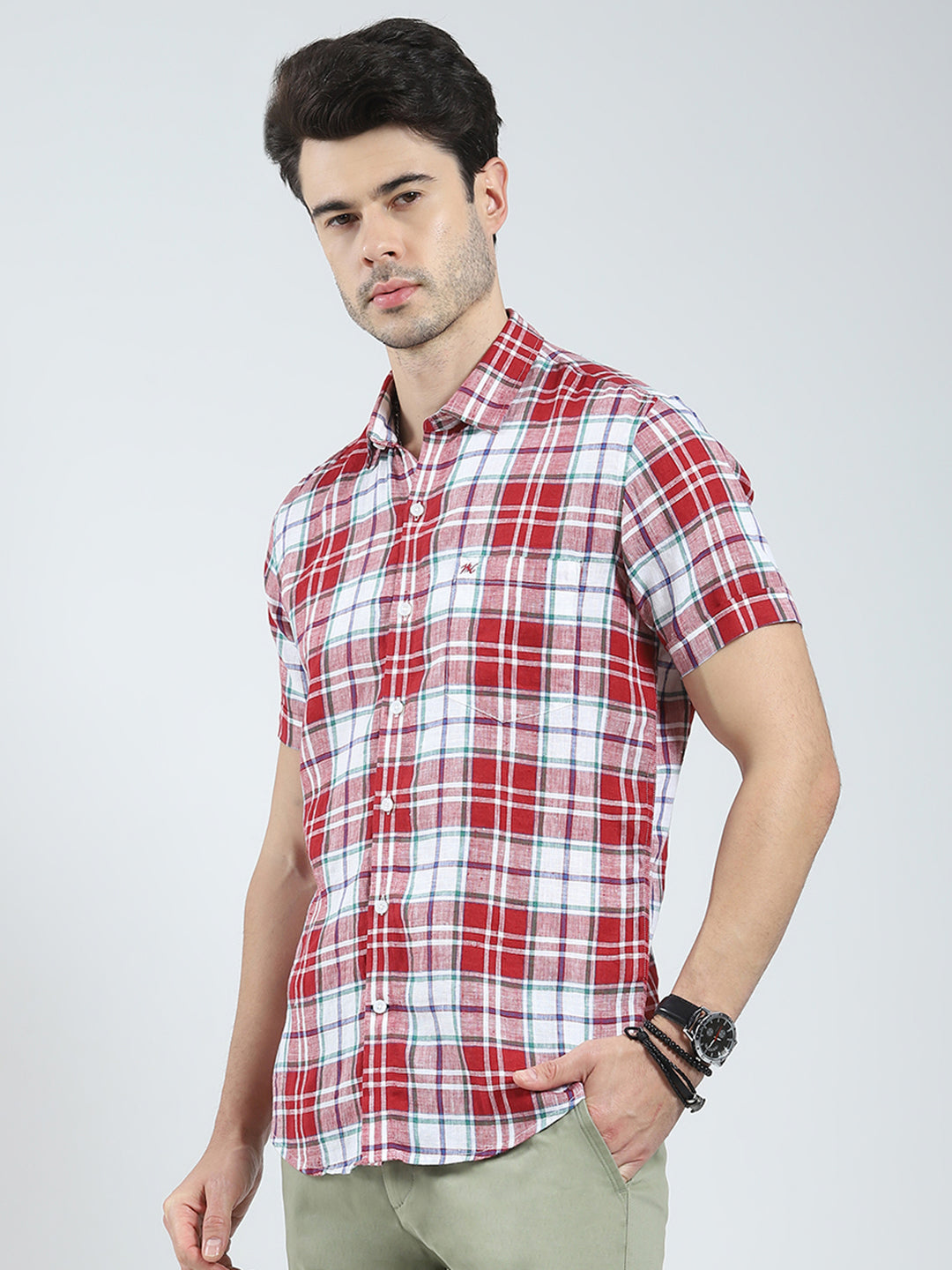 Men Red Check Collar Half Sleeve Linen Shirt