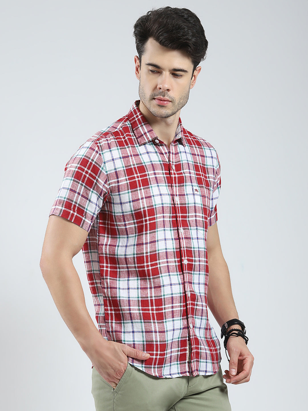 Men Red Check Collar Half Sleeve Linen Shirt
