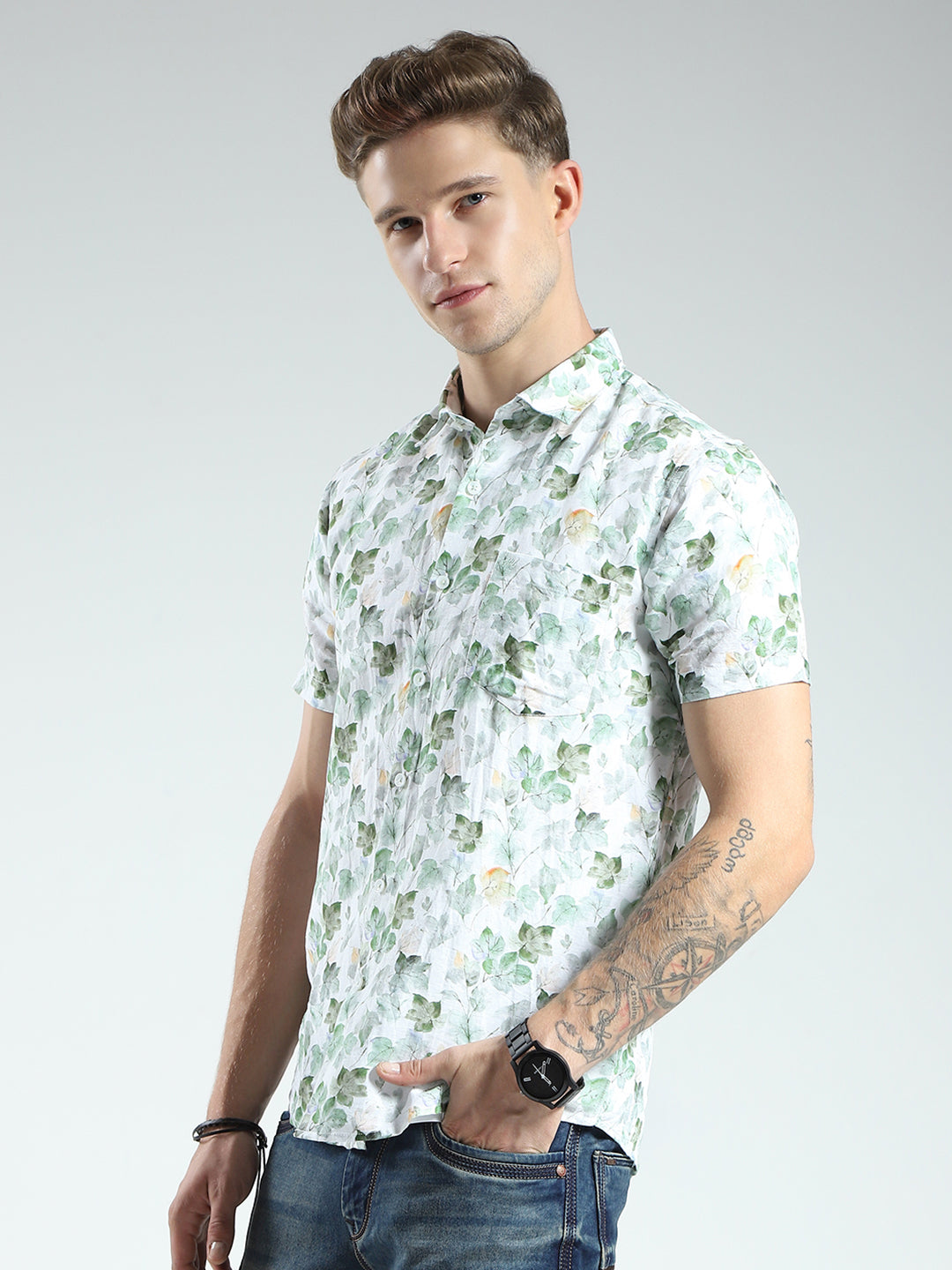 Men Green Printed Collar Half Sleeve Linen Shirt