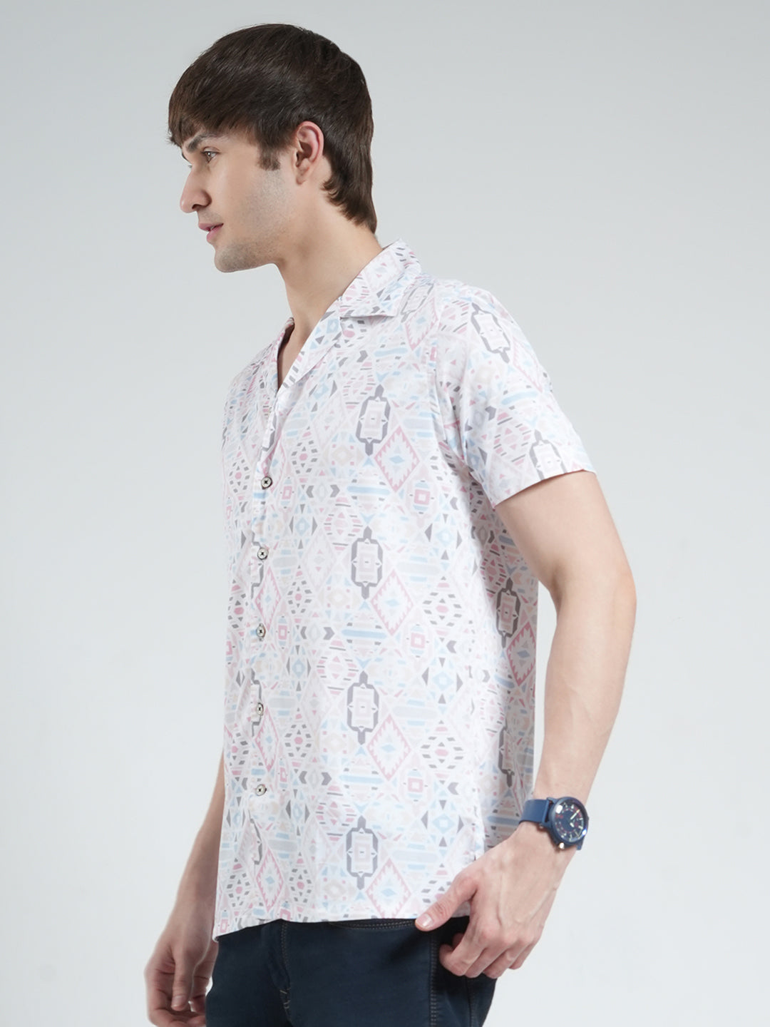 Men White Printed Collar Half Sleeve Shirt