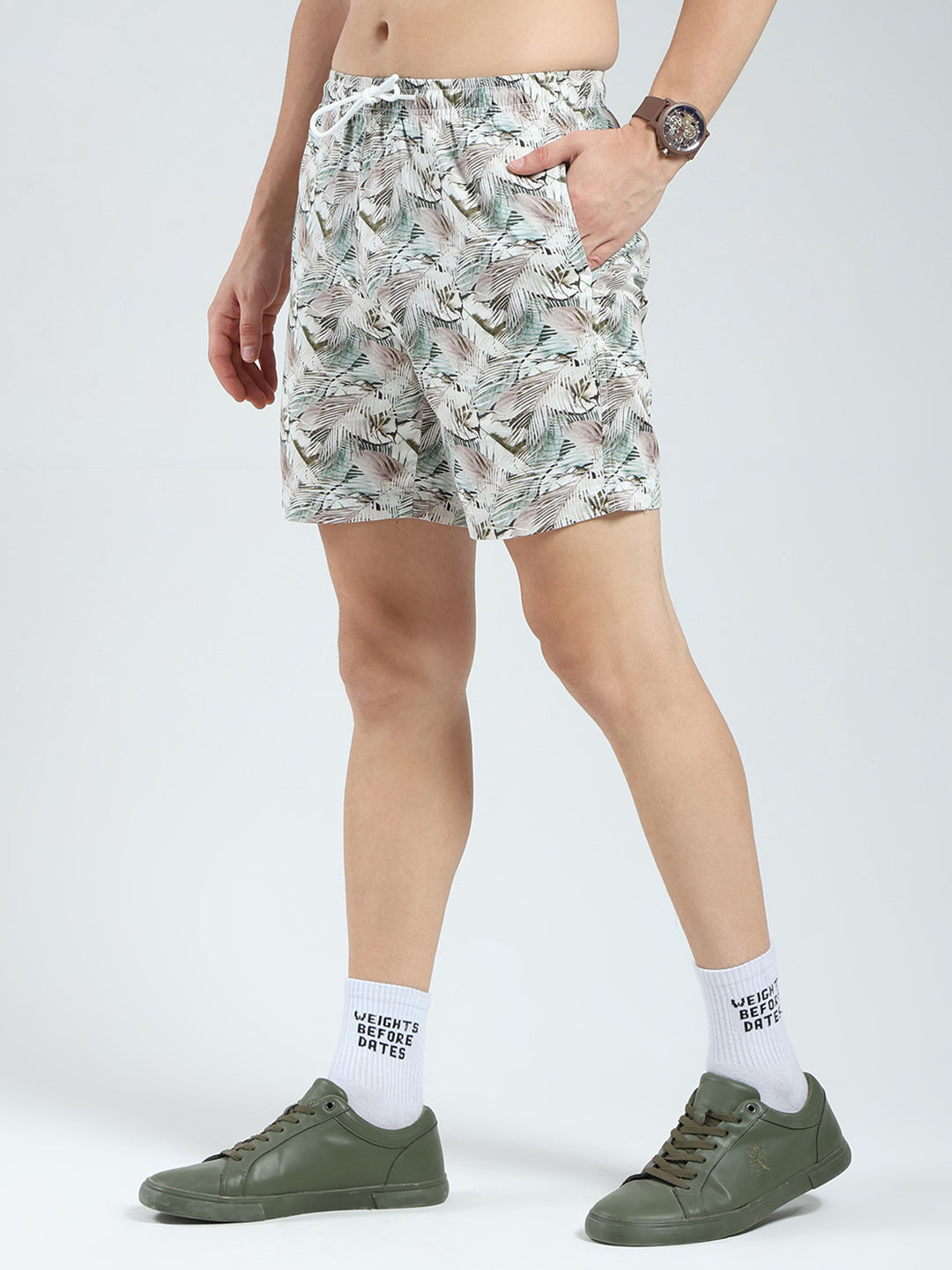 Men Green Printed Collar Half Sleeve Cords Set