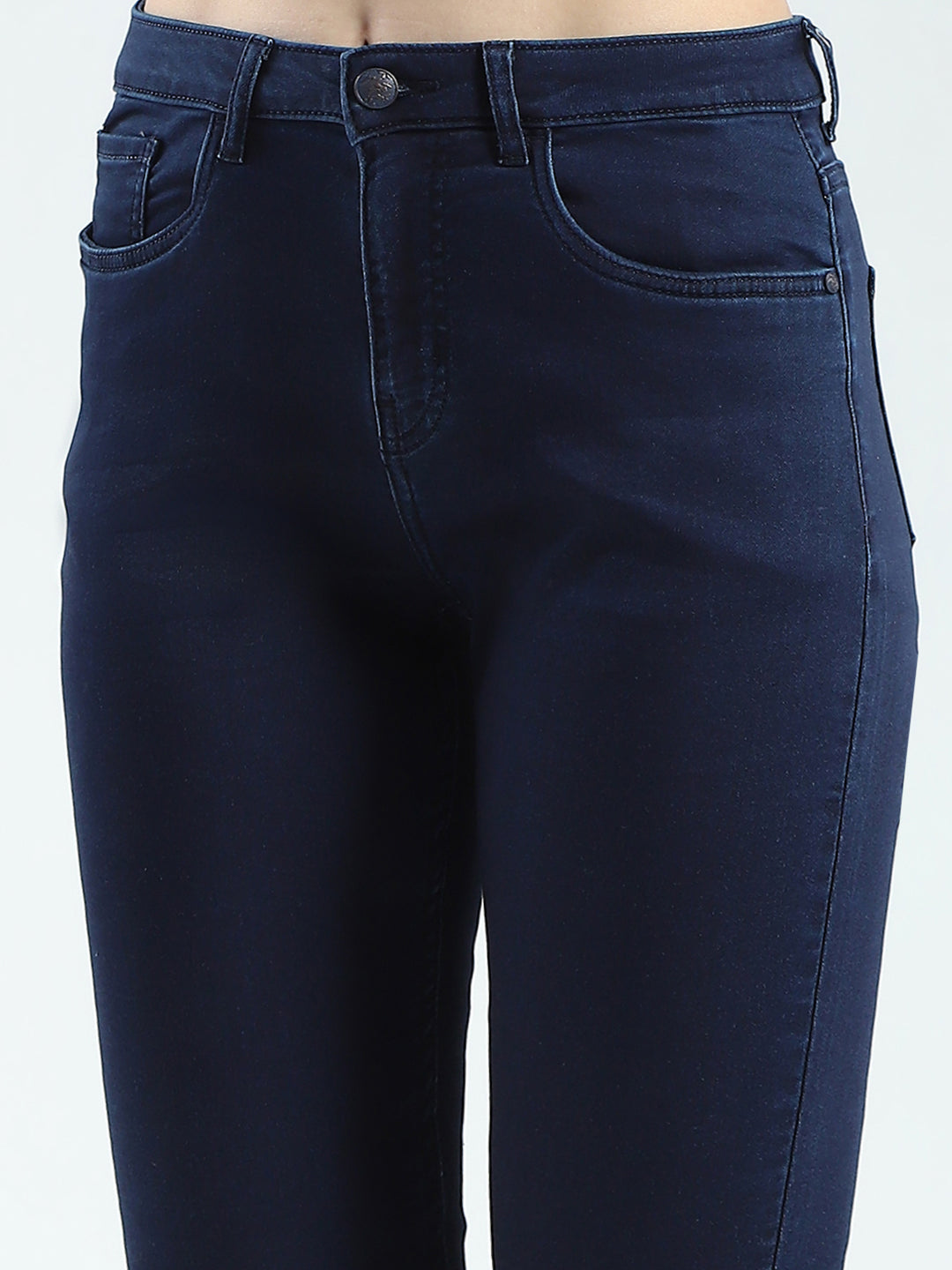 Women Blue Solid Slim Fit Denim