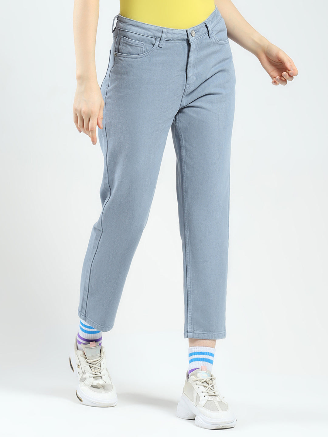 Women Blue Solid Slim Fit Denim