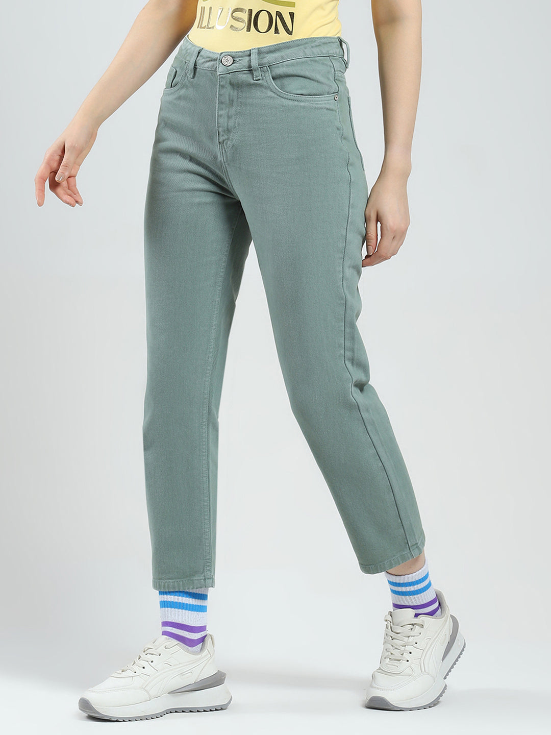 Women Green Solid Slim Fit Denim