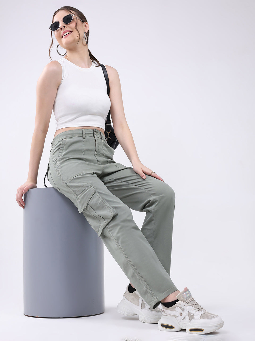 Women Green Solid Straight Fit Cargo