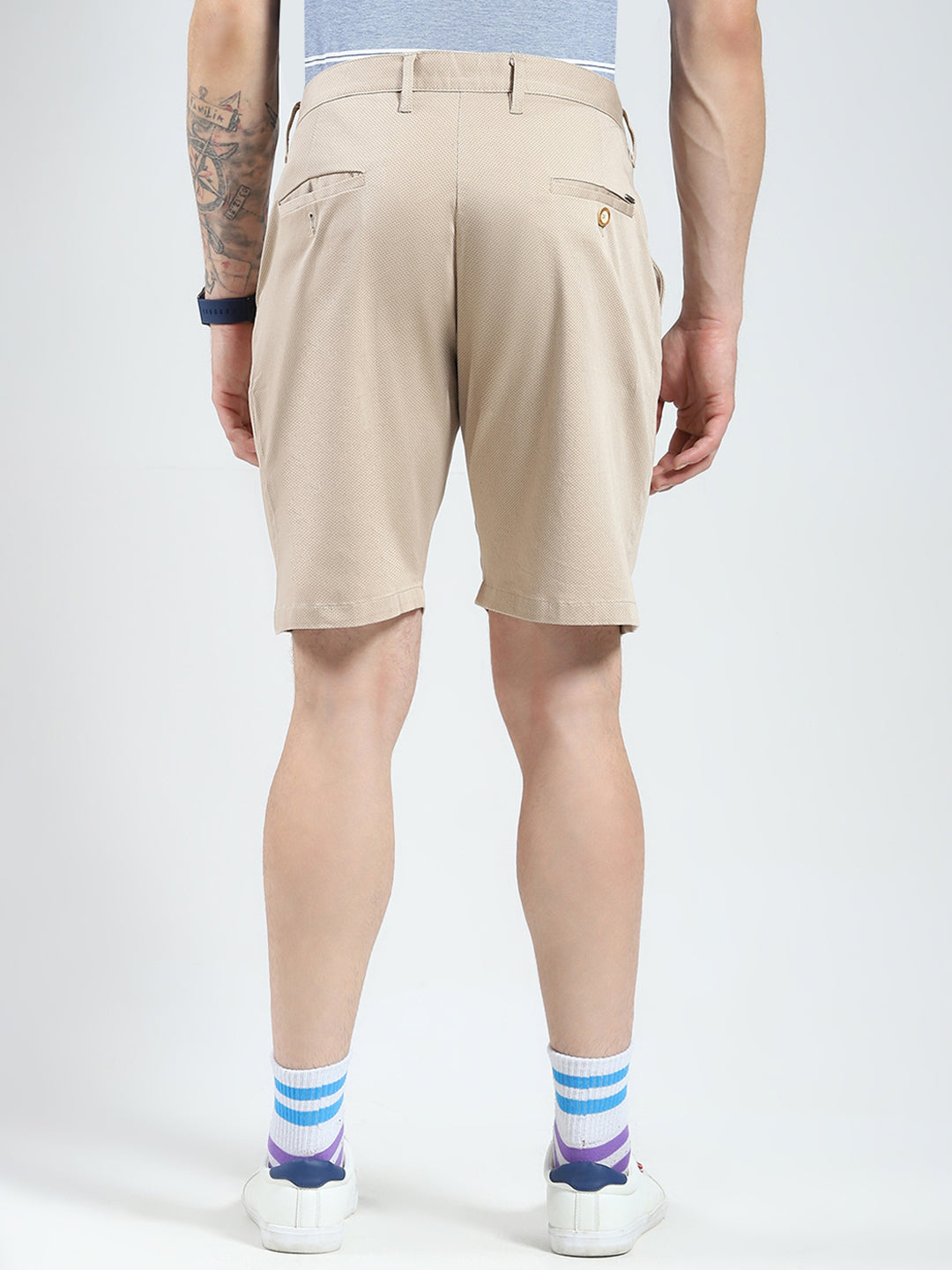 Men Beige Solid Regular Fit Shorts