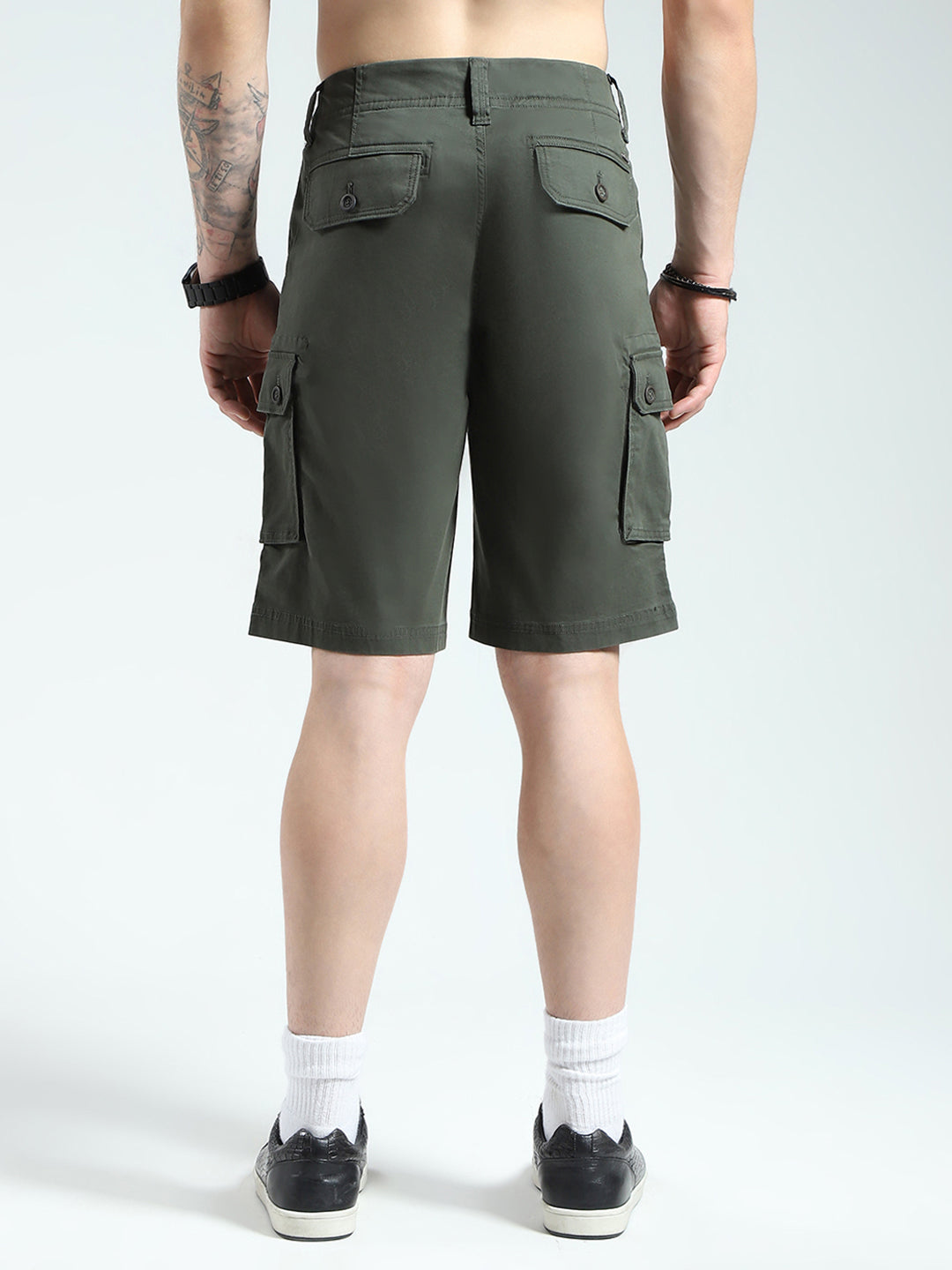 Men Olive Solid Regular Fit Shorts