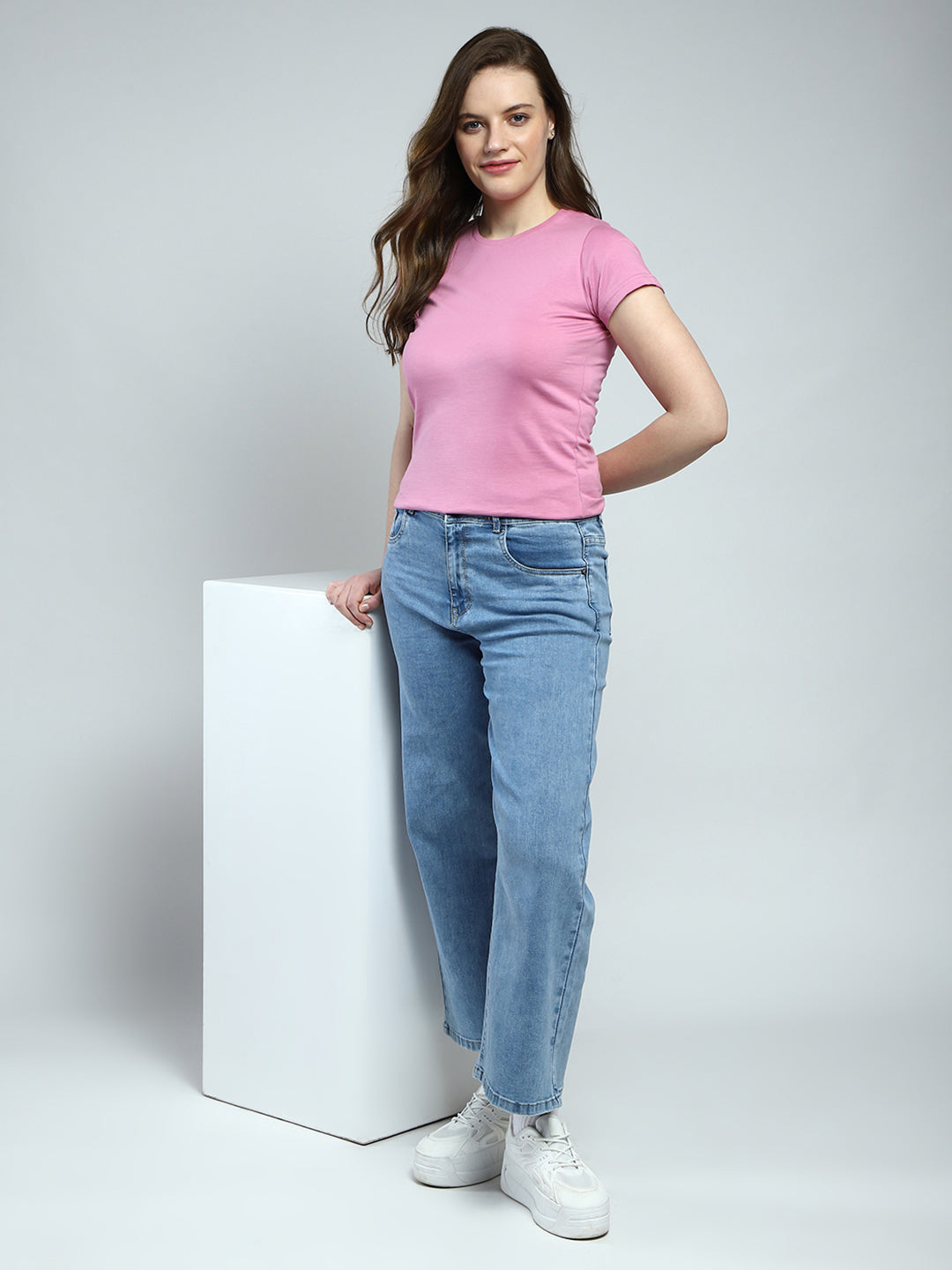 Women Pink Solid Round Neck Half Sleeve Top