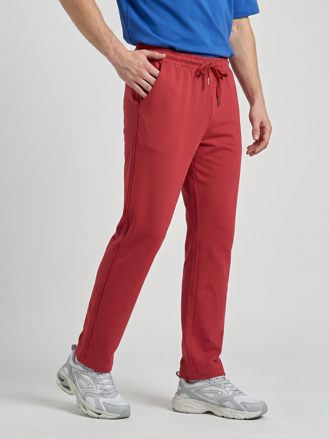 Women Coral Solid Regular Fit Lower