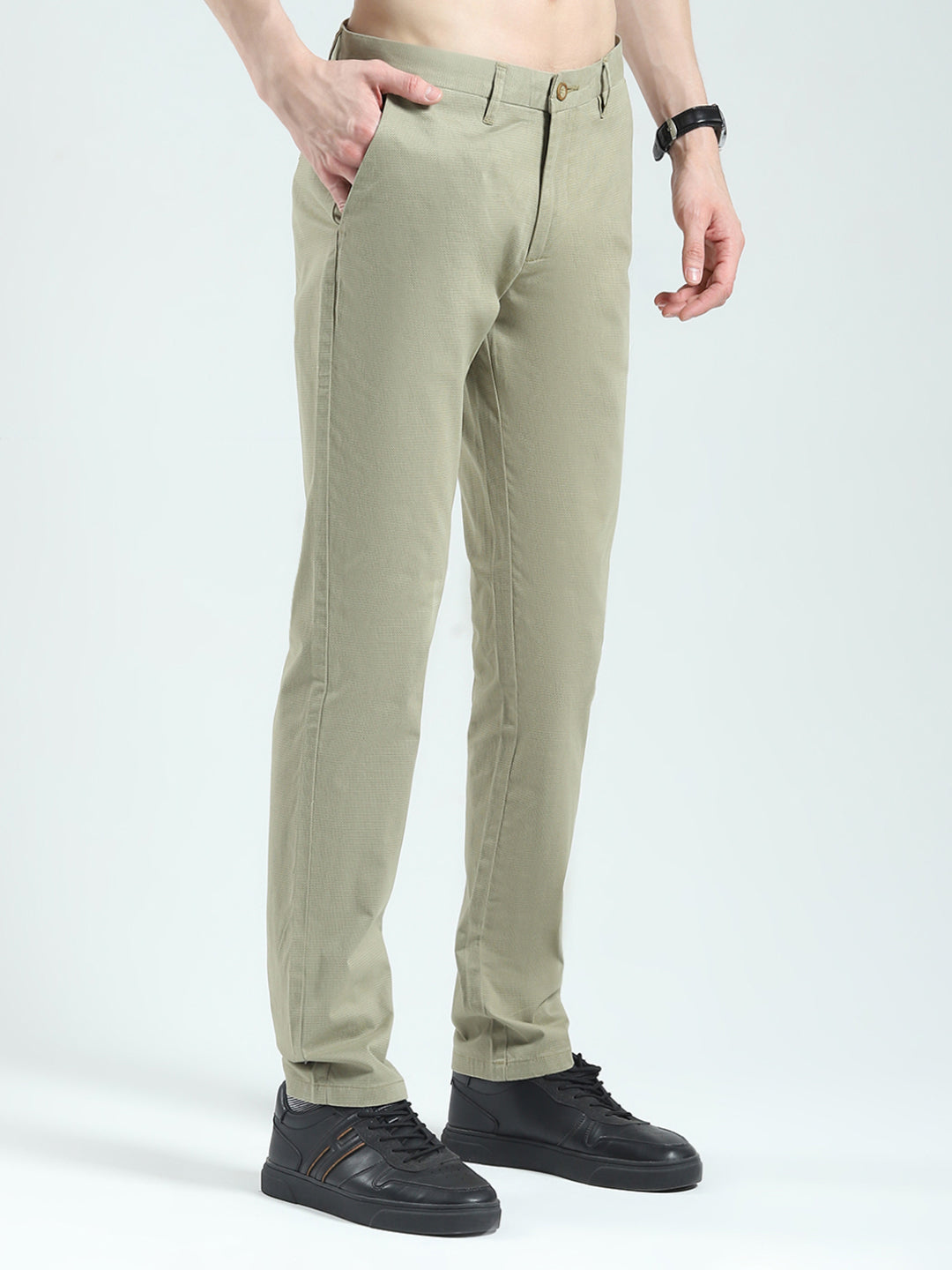 Men Olive Solid Slim Fit Trouser