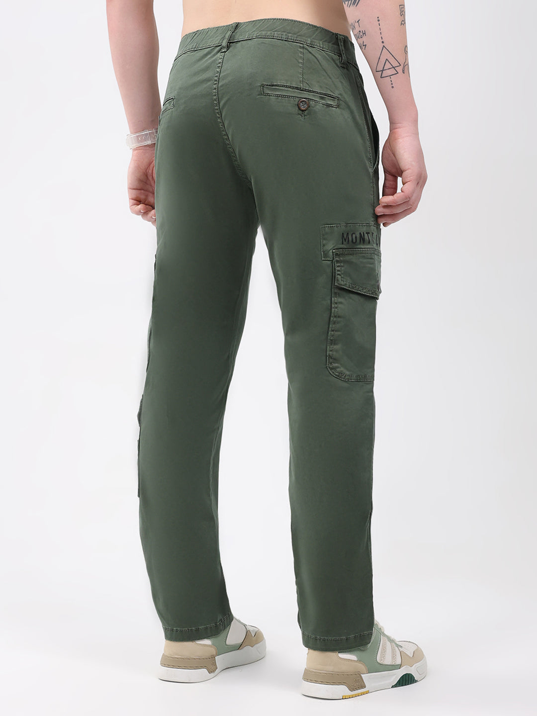 Men Olive Self Design Regular Fit Trouser