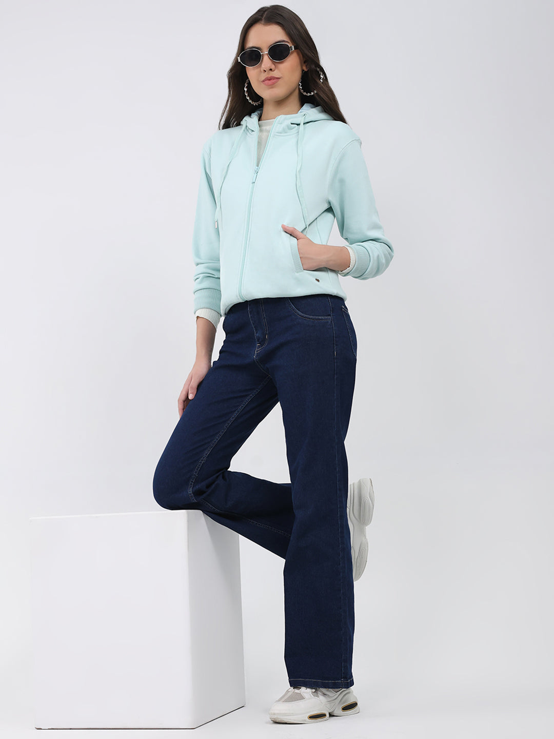 Women Sea Green Solid Hooded Full Sleeve Sweatshirt