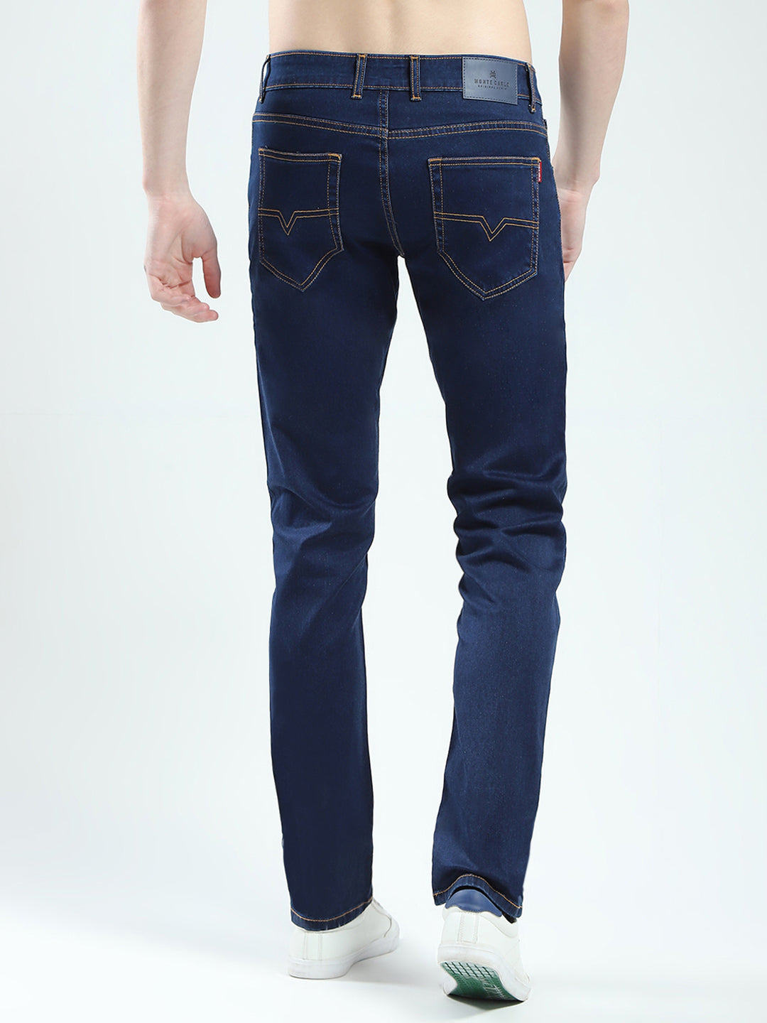 Men Blue Solid Narrow Fit Denim
