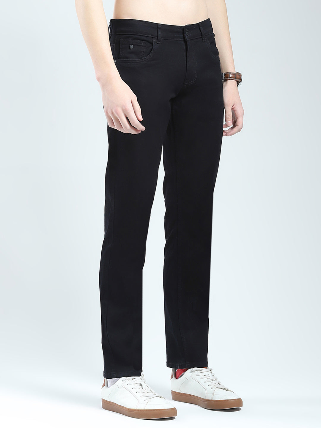 Men Black Solid Narrow Fit Denim