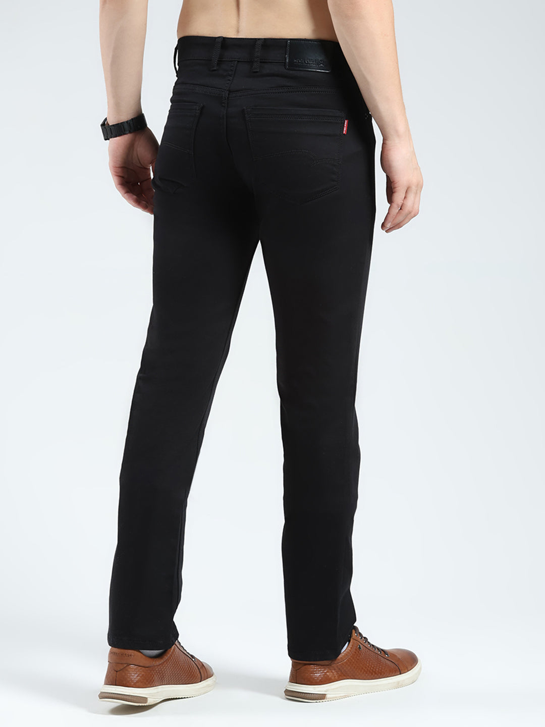 Men Black Solid Narrow Fit Denim