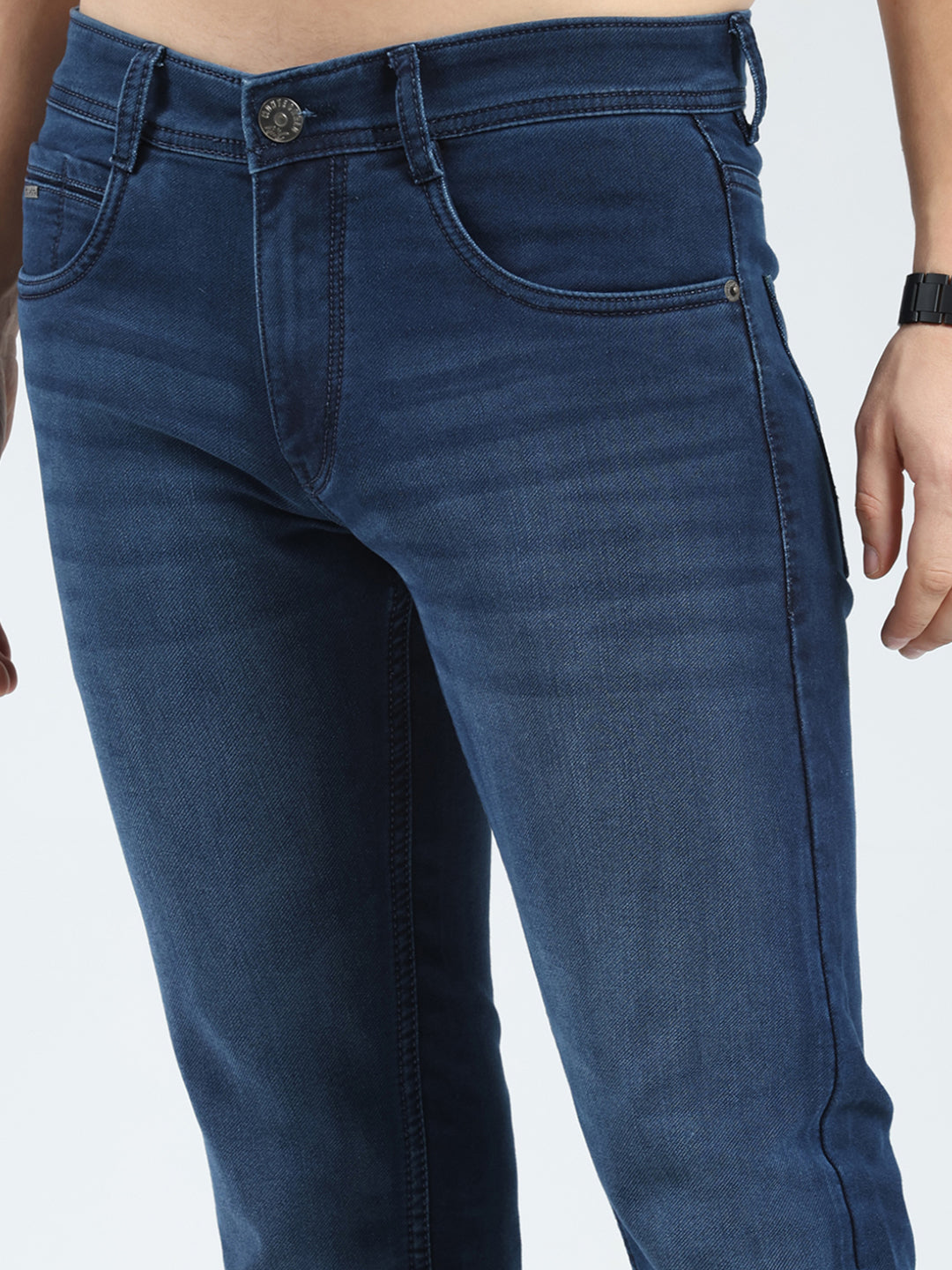 Men Blue Solid Narrow Fit Denim