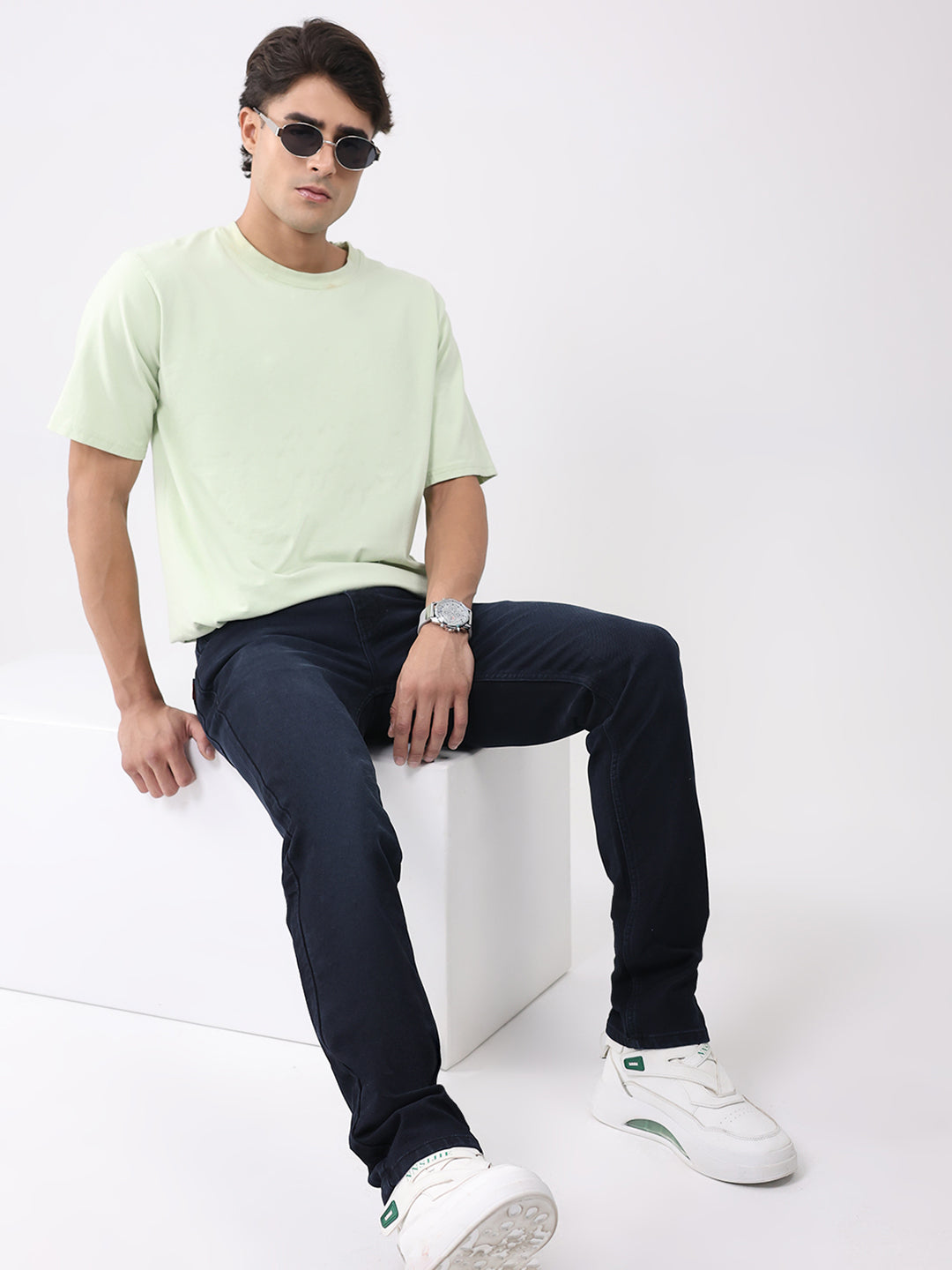 Men Navy Blue Solid Narrow Fit Denim