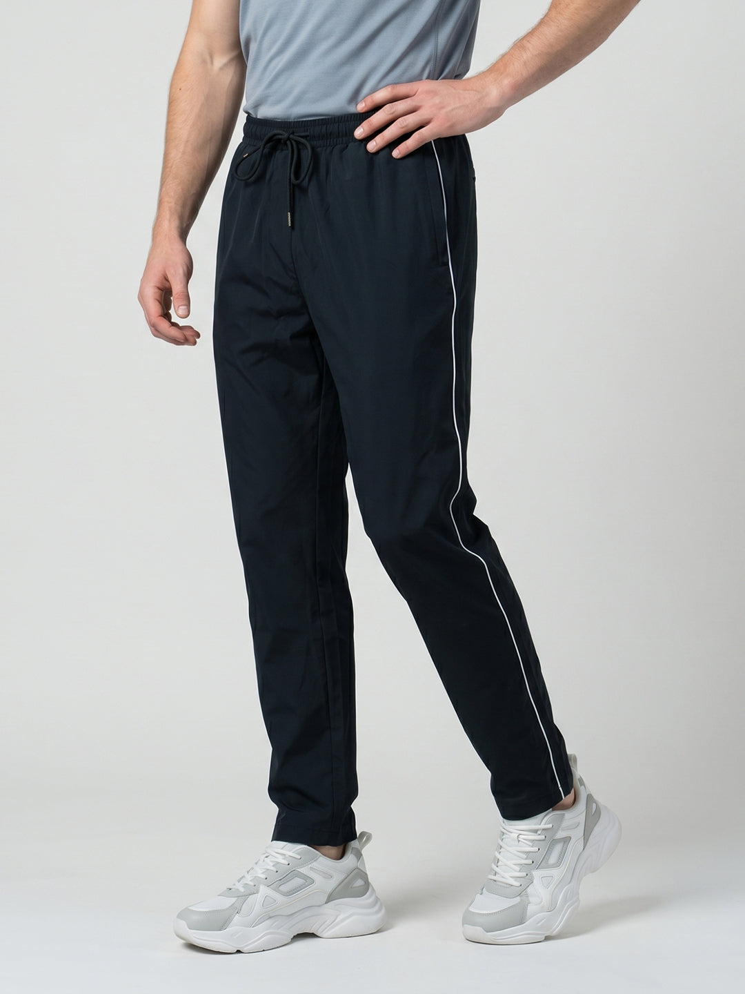 Men Navy Blue Solid Regular Fit Lower